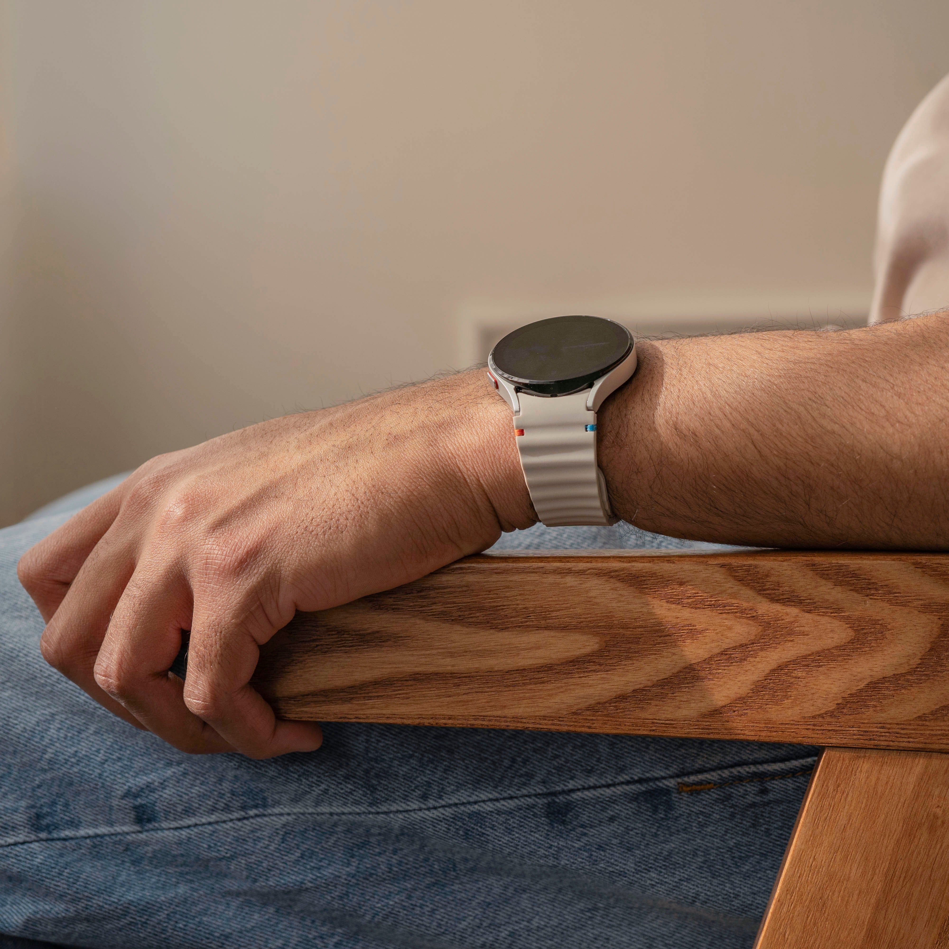 Samsung Galaxy Watch 5 Pro Wave Strap (Starlight)