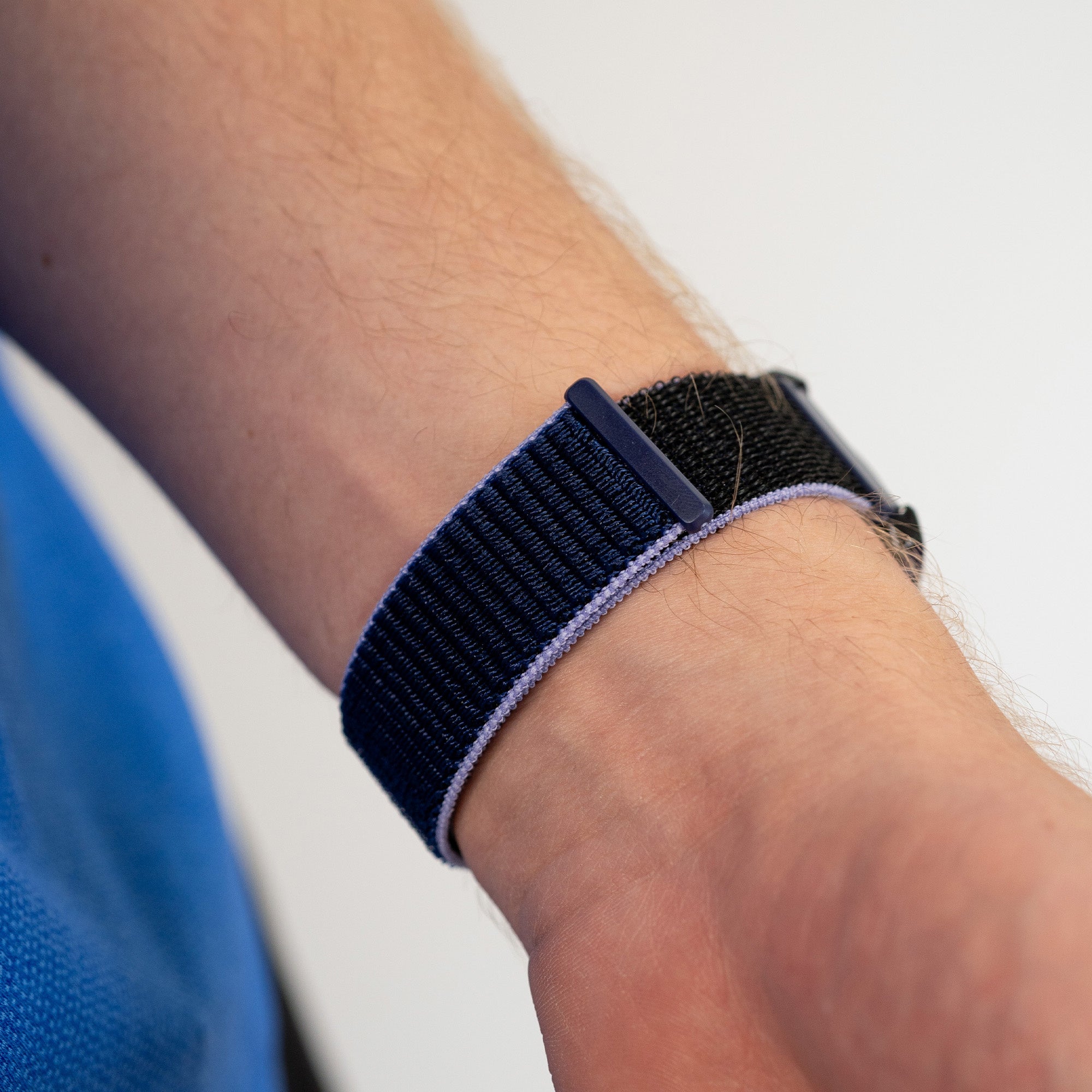 Garmin Forerunner 265 Nylonarmband (Blau/Schwarz)