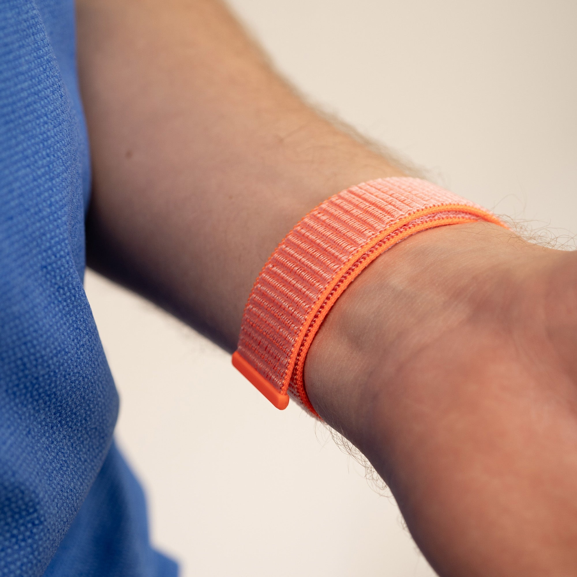 Garmin Forerunner 255 Nylonarmband (Orange/Rot)