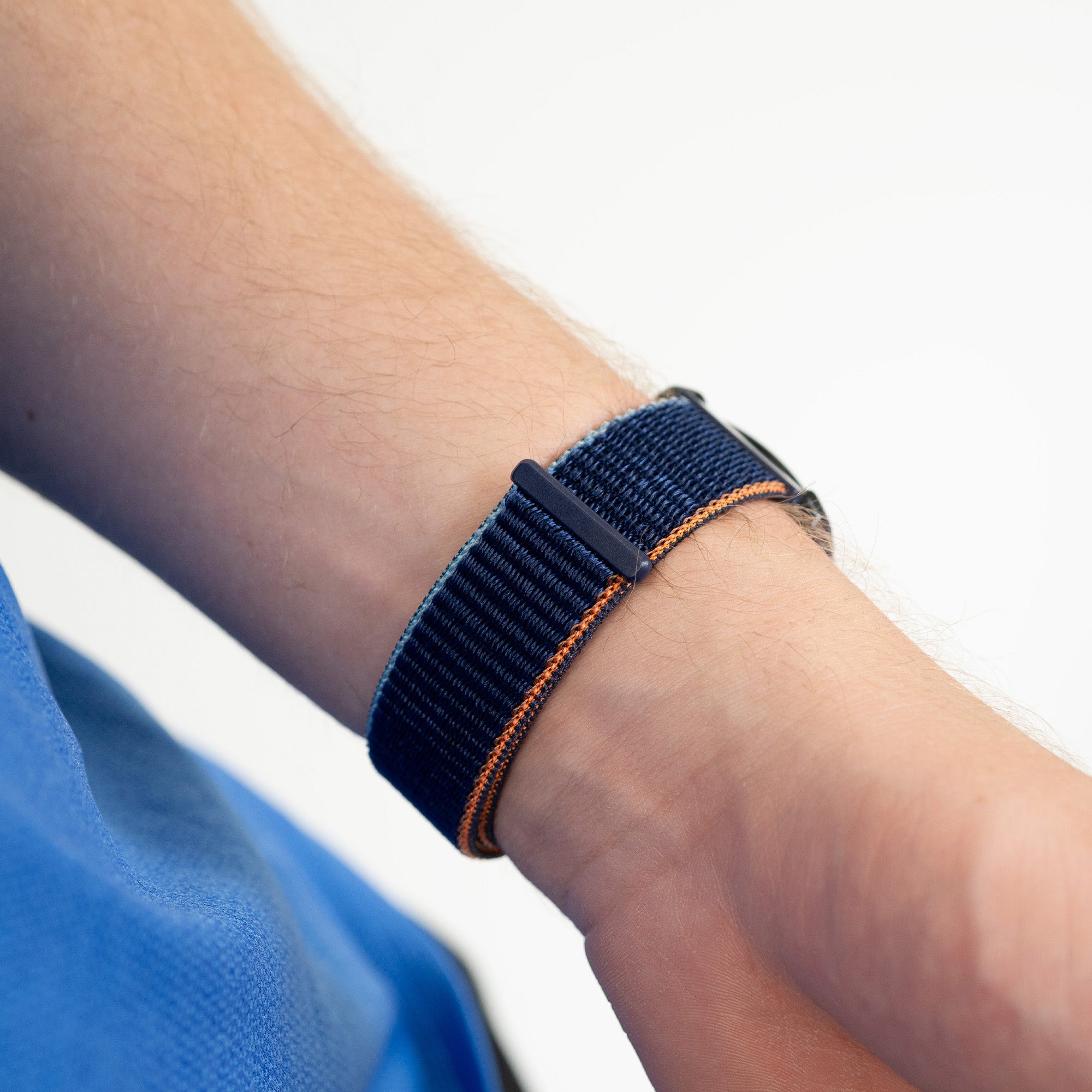 Garmin Vivoactive 4 Nylon Strap (Navy Blue)