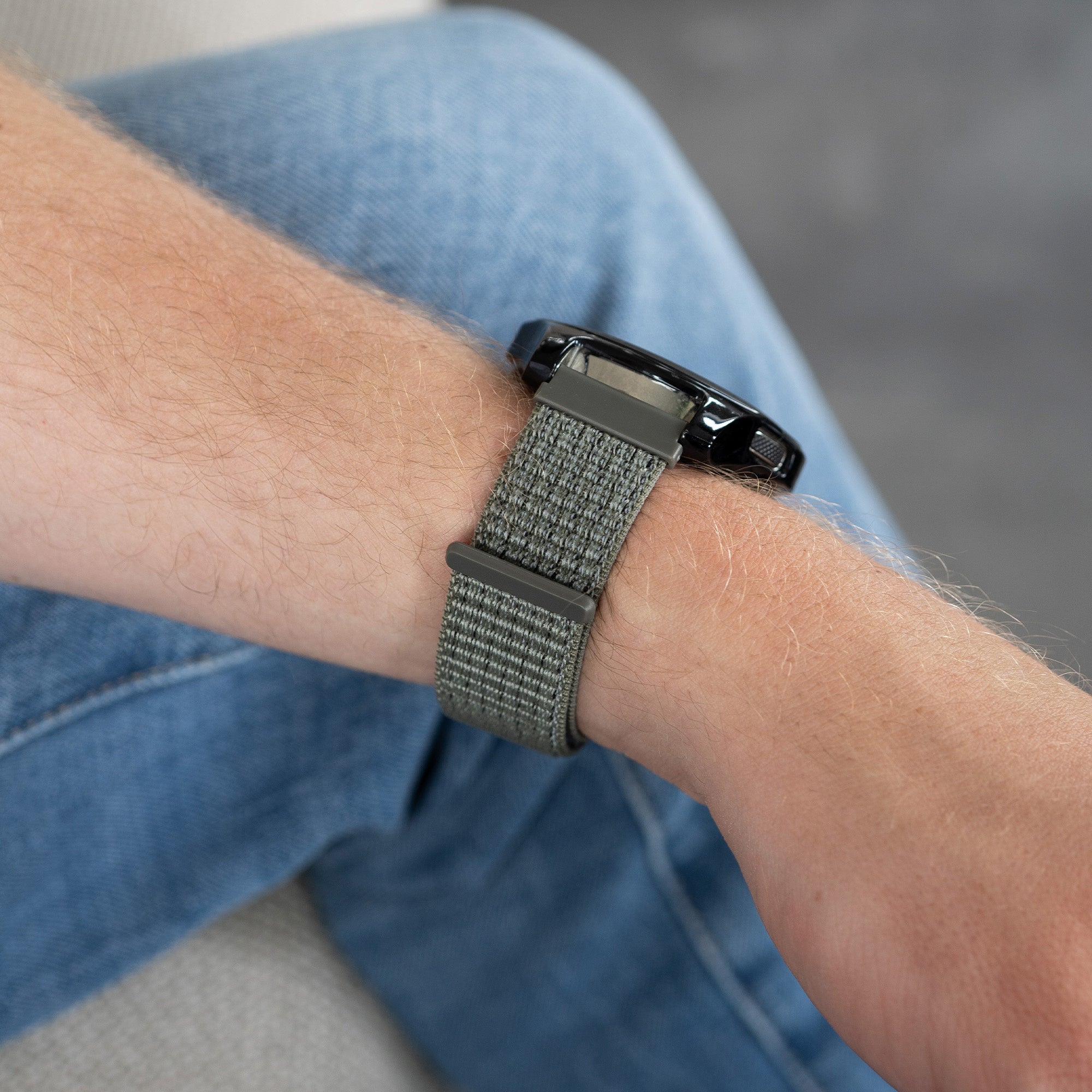 Garmin Venu 3 Nylonarmband (Grau-Grün)