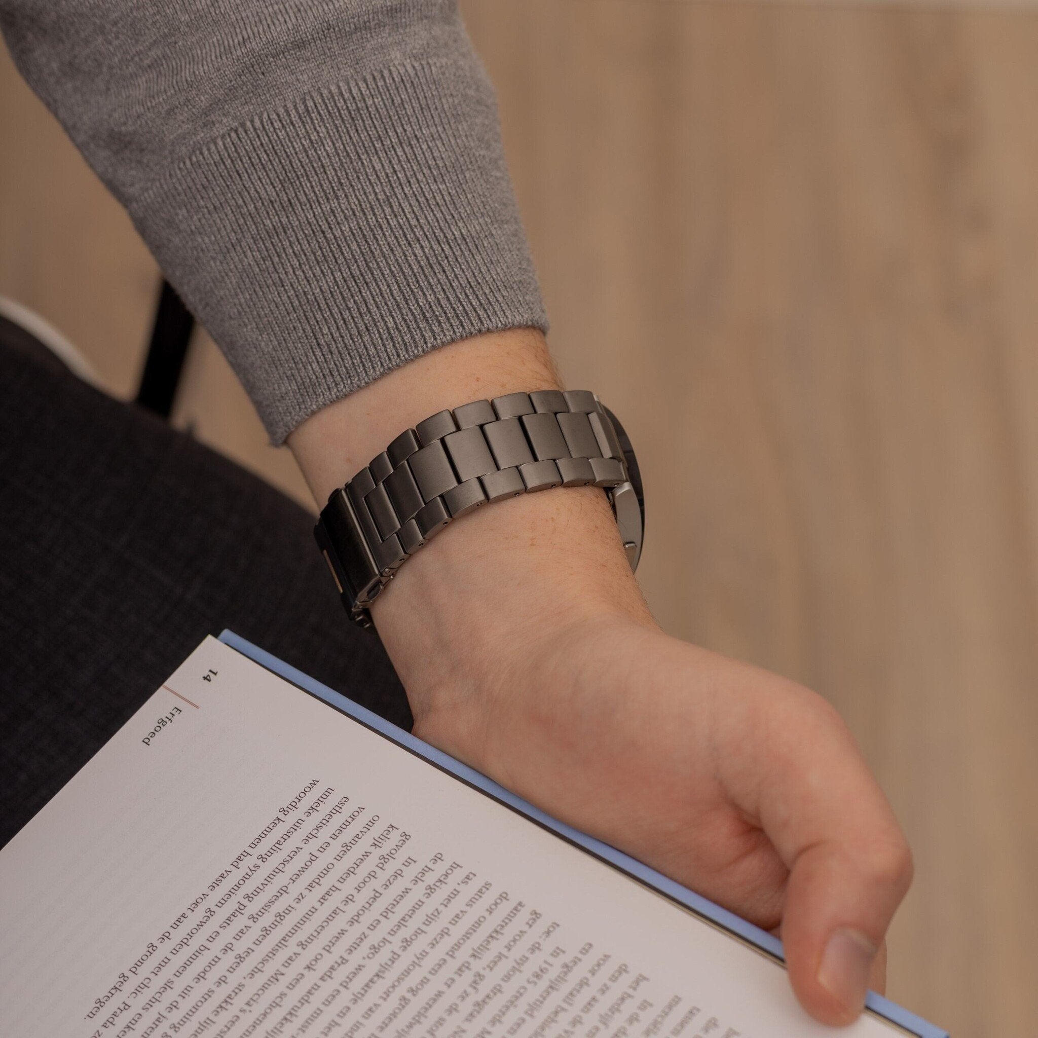 Samsung Galaxy Watch FE Titanarmband (Graphit)