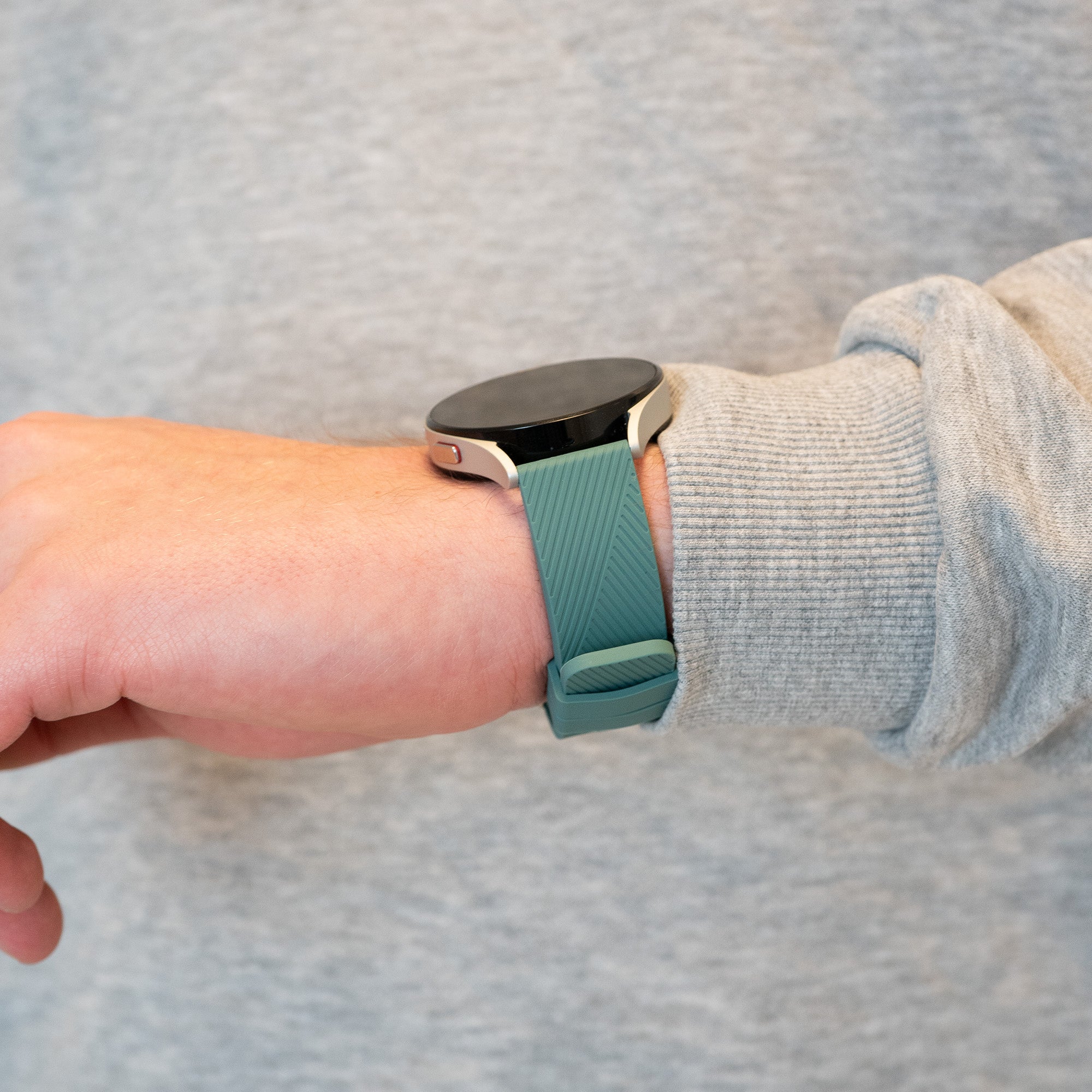 Bandz Amazfit Bip 6 Silicone Strap 'Deluxe' (Pine Green)