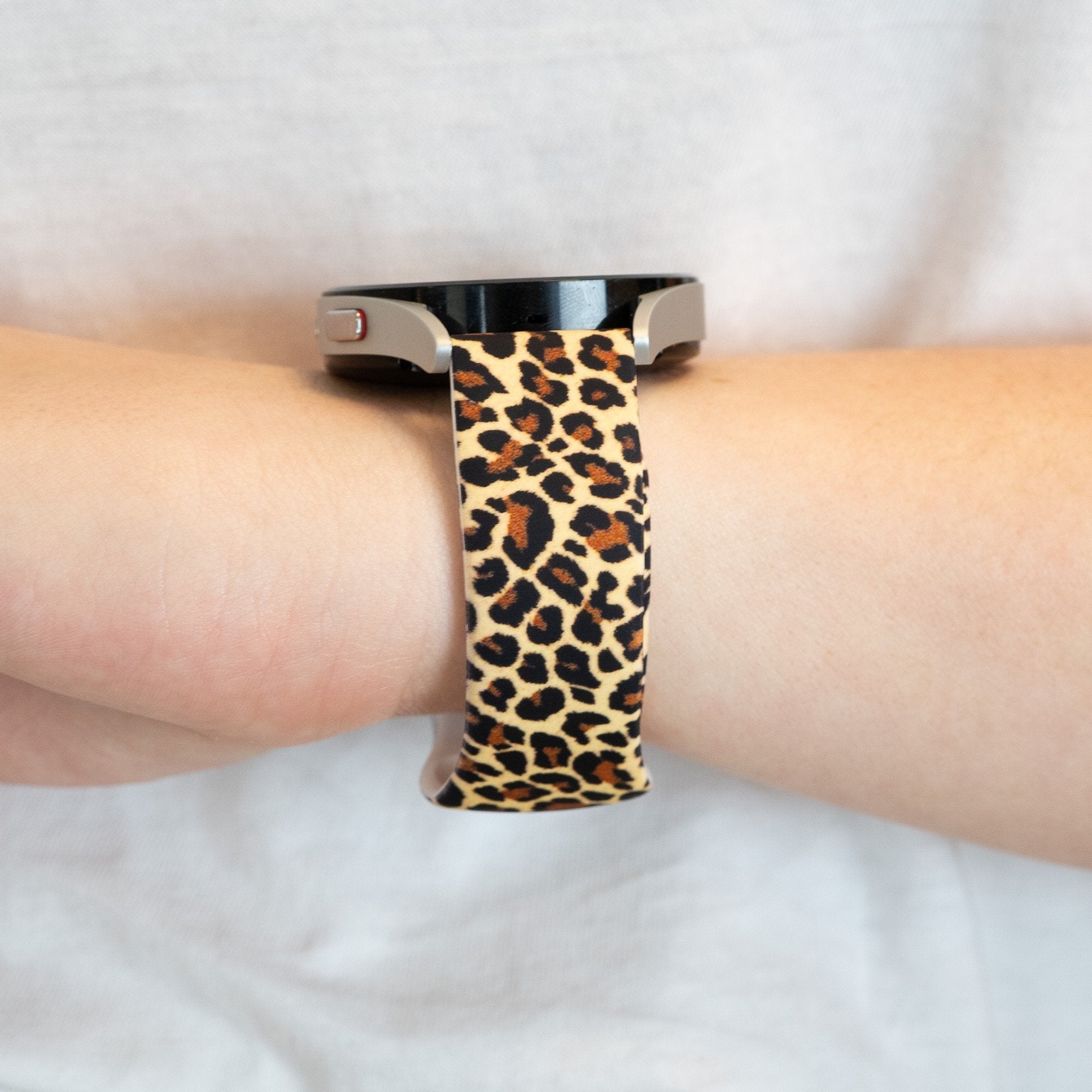 Bandz Correa silicona 'leopardo' Coros Apex 42mm