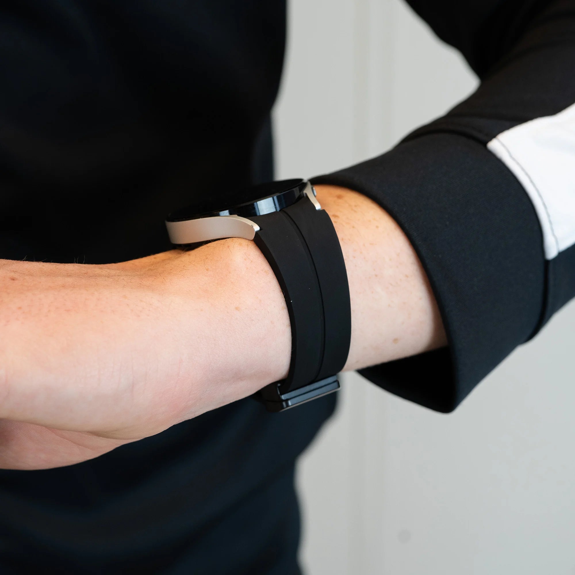 Bandz Samsung Galaxy Watch 4 Classic 42mm Silicone Strap with D-Buckle (Black)