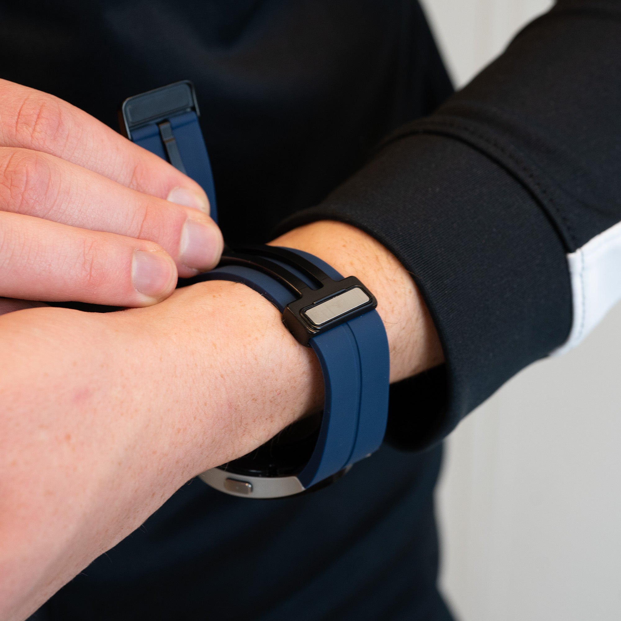 Bandz Samsung Galaxy Watch 6 Classic 47mm Silicone Strap with D-Buckle (Dark Blue)