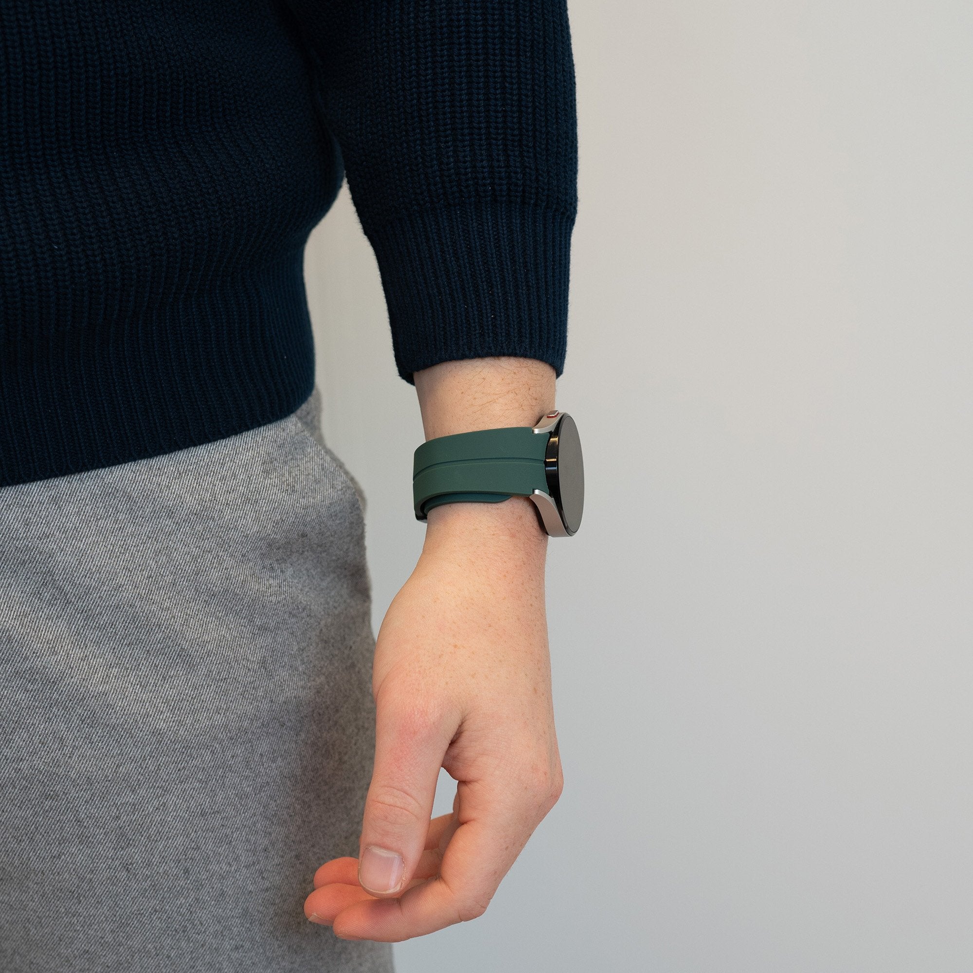 Bandz Correa silicona con D-Buckle Samsung Galaxy Watch 6 Classic 43mm (verde oscuro)