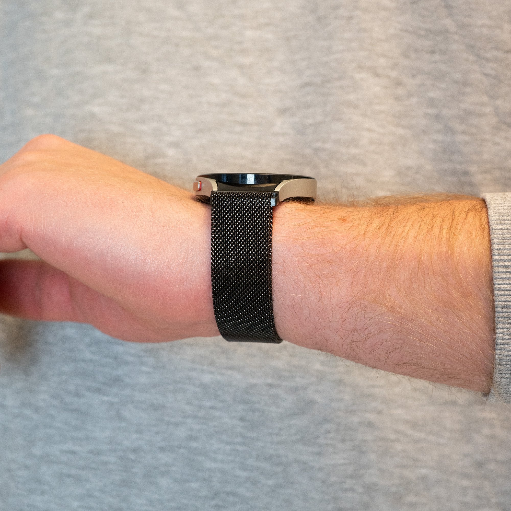 Bandz Samsung Galaxy Watch 4 Classic 42mm Milanese Loop Strap (Black)