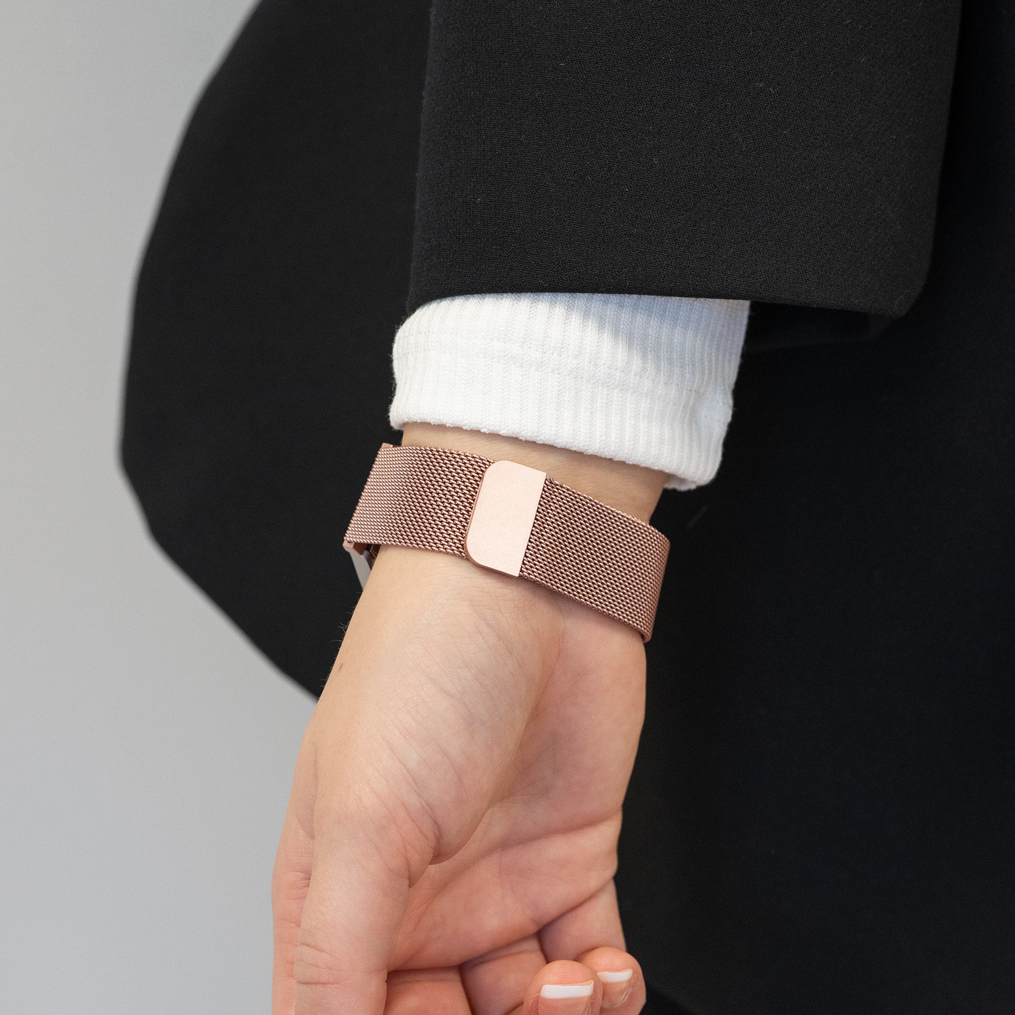 Bandz Samsung Galaxy Watch 4 40mm Milanese Loop Strap (Pink)