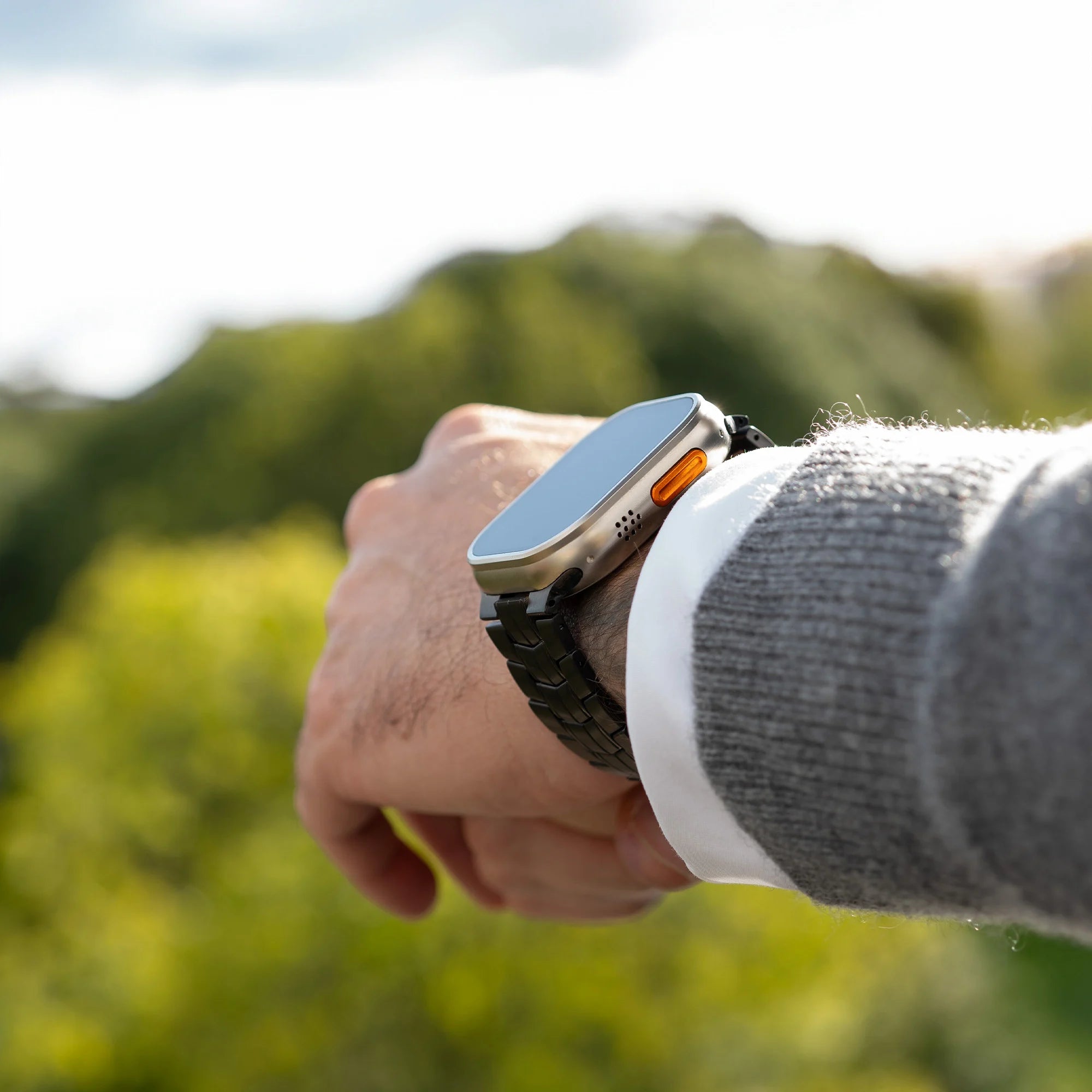 Bandz Apple Watch Titanium Strap 'Supreme' (Black)