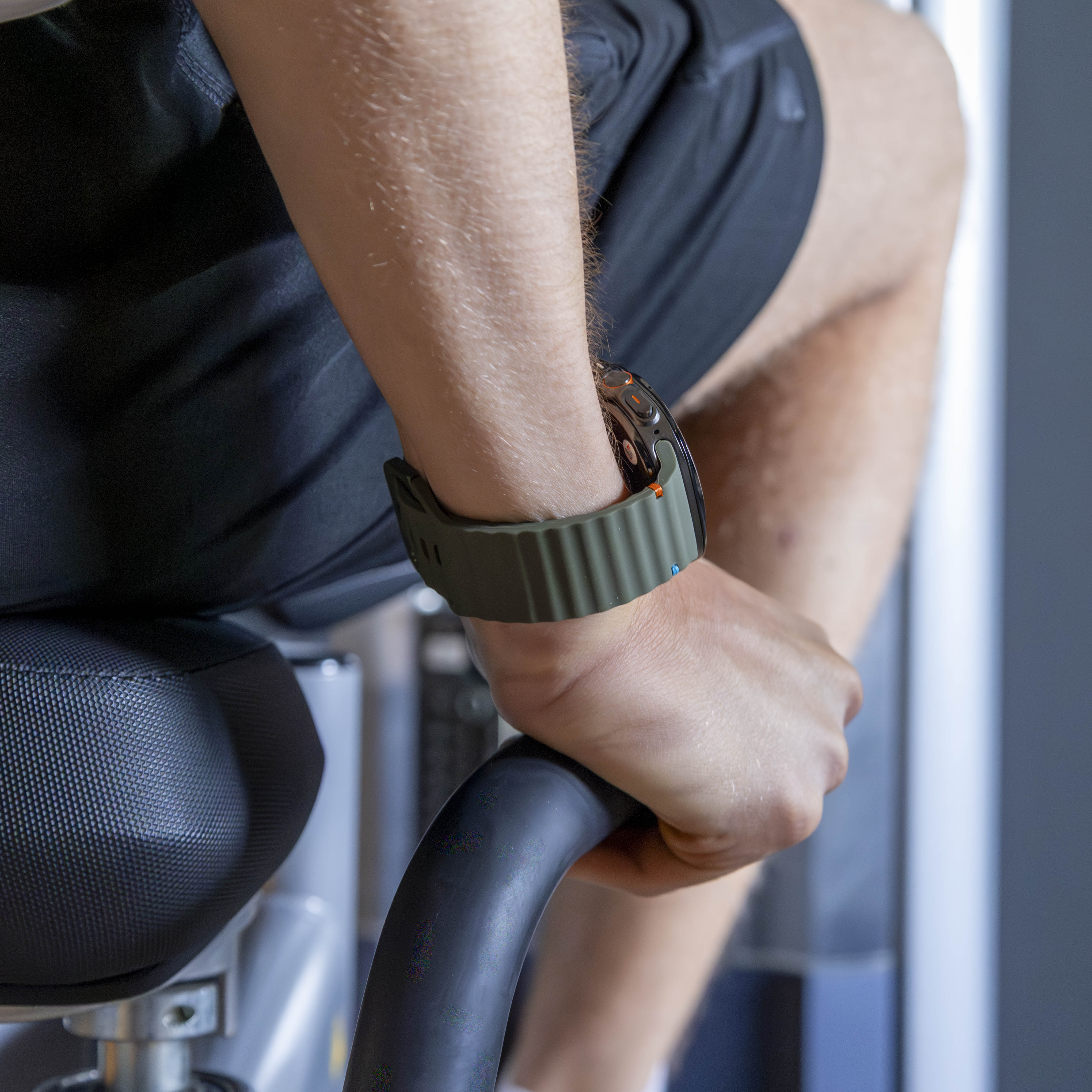 Samsung Galaxy Watch Ultra Wave Silikonarmband (Armeegrün)