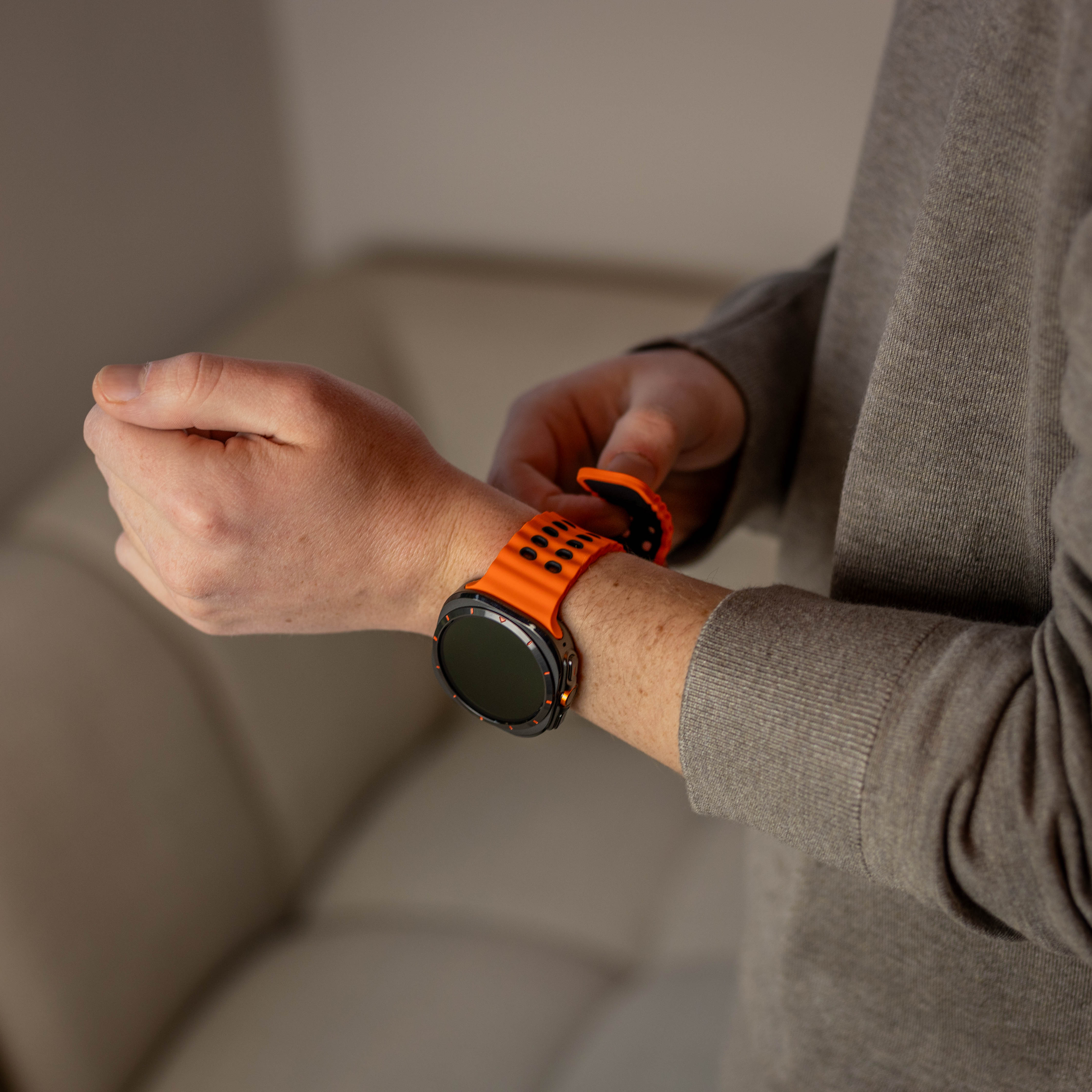 Correa de silicona wave Samsung Galaxy Watch Ultra (naranja/negra)