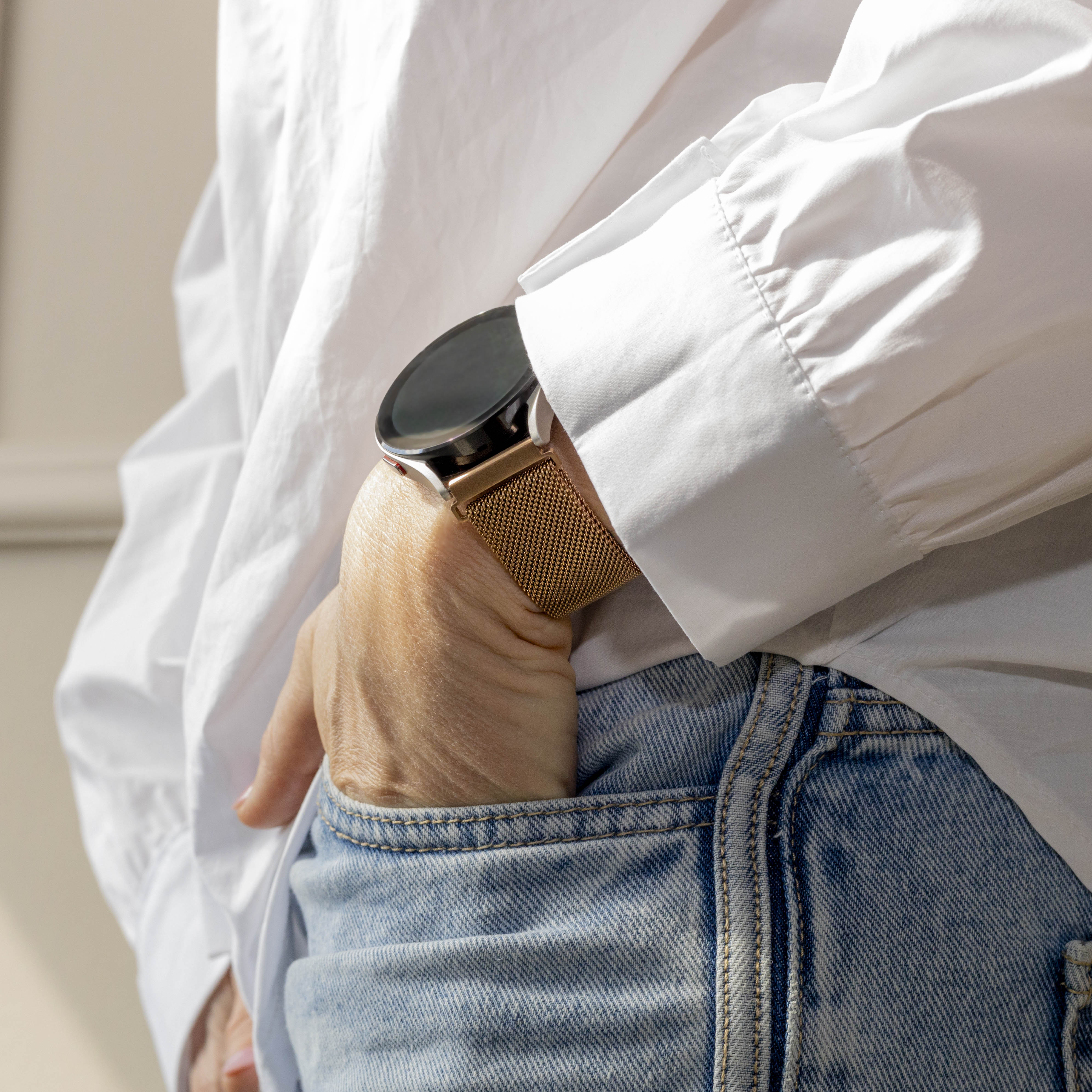 Samsung Galaxy Watch 5 44mm Milanese Strap (Rose Gold)