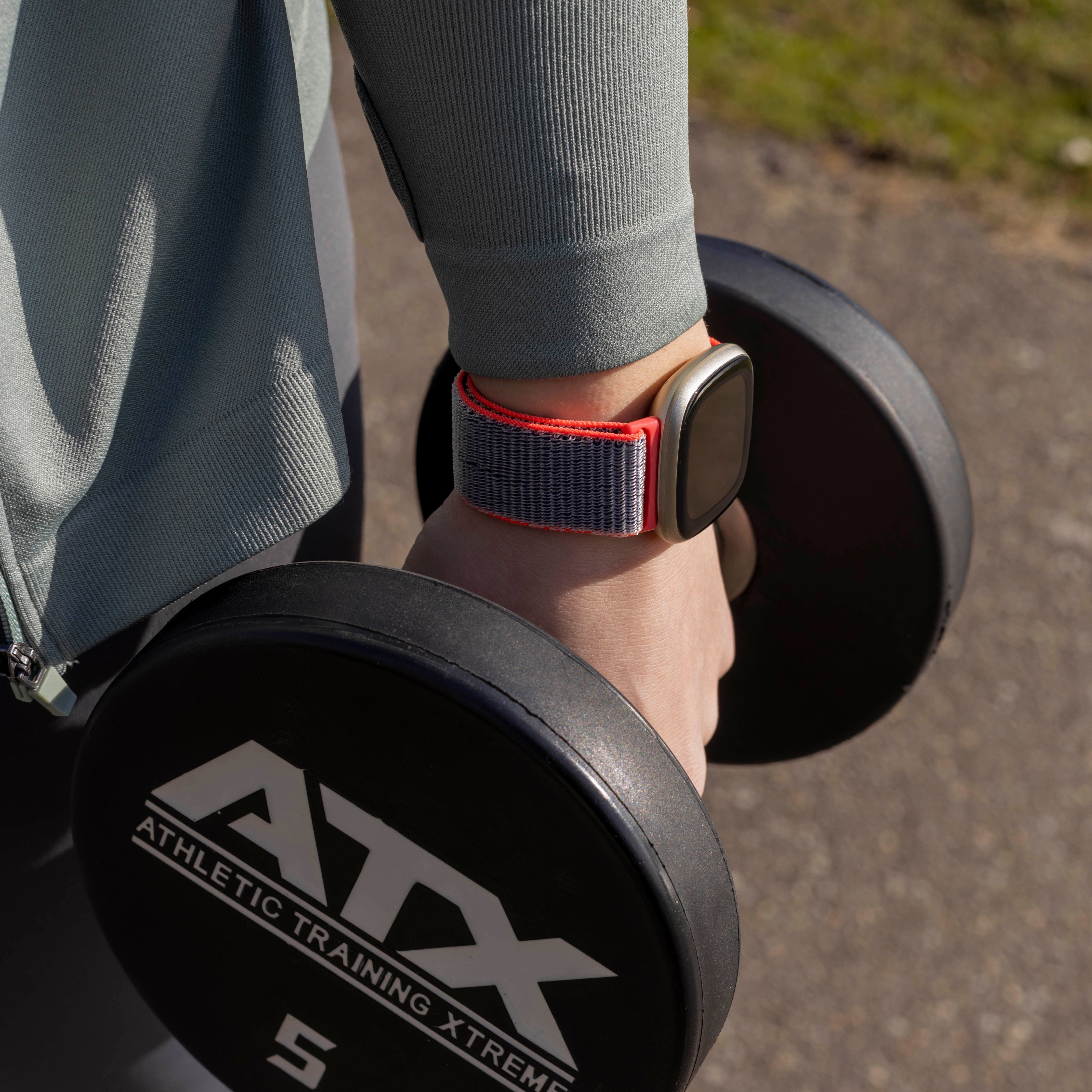 Fitbit Versa 3 Nylonarmband (Helles Pulver)