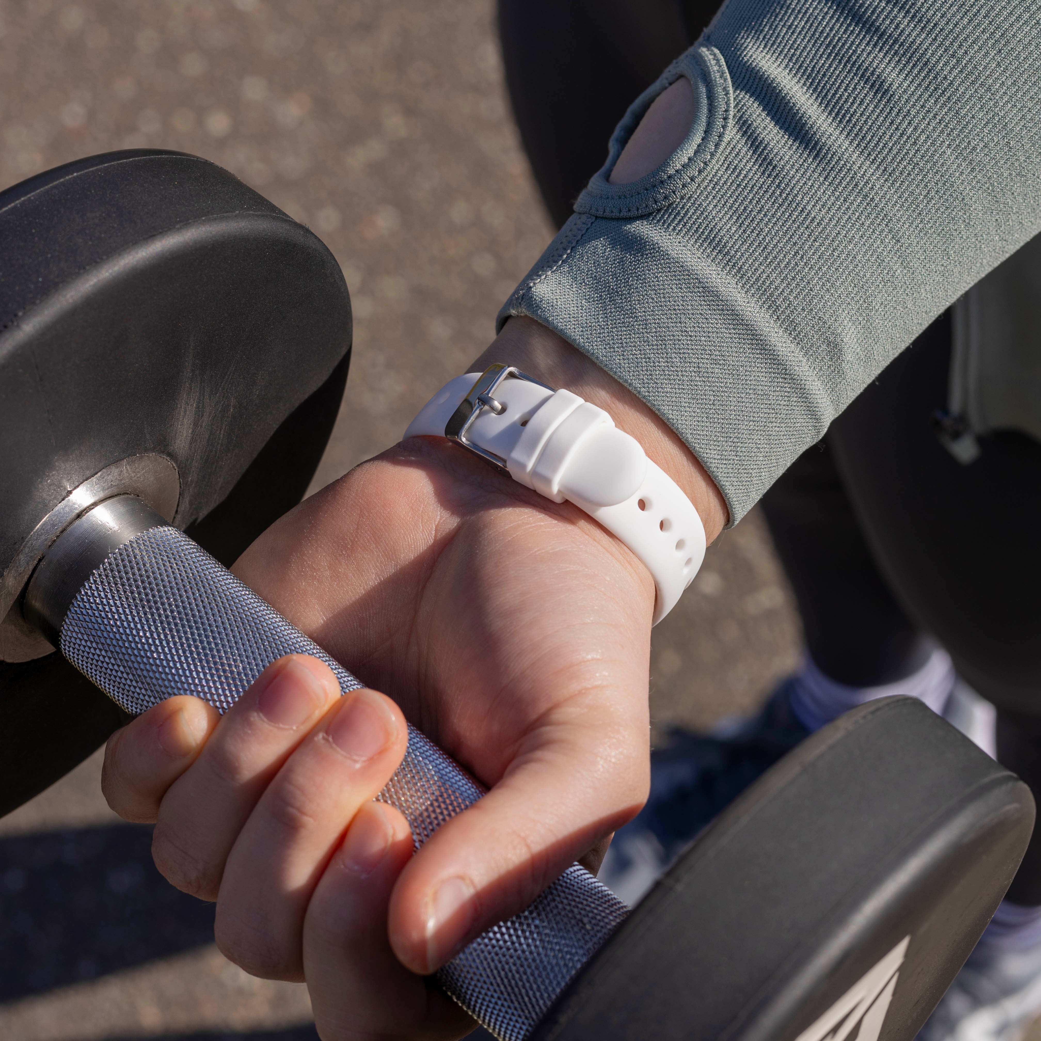 Fitbit Versa 4 Luxus-Silikonarmband (Weiß)