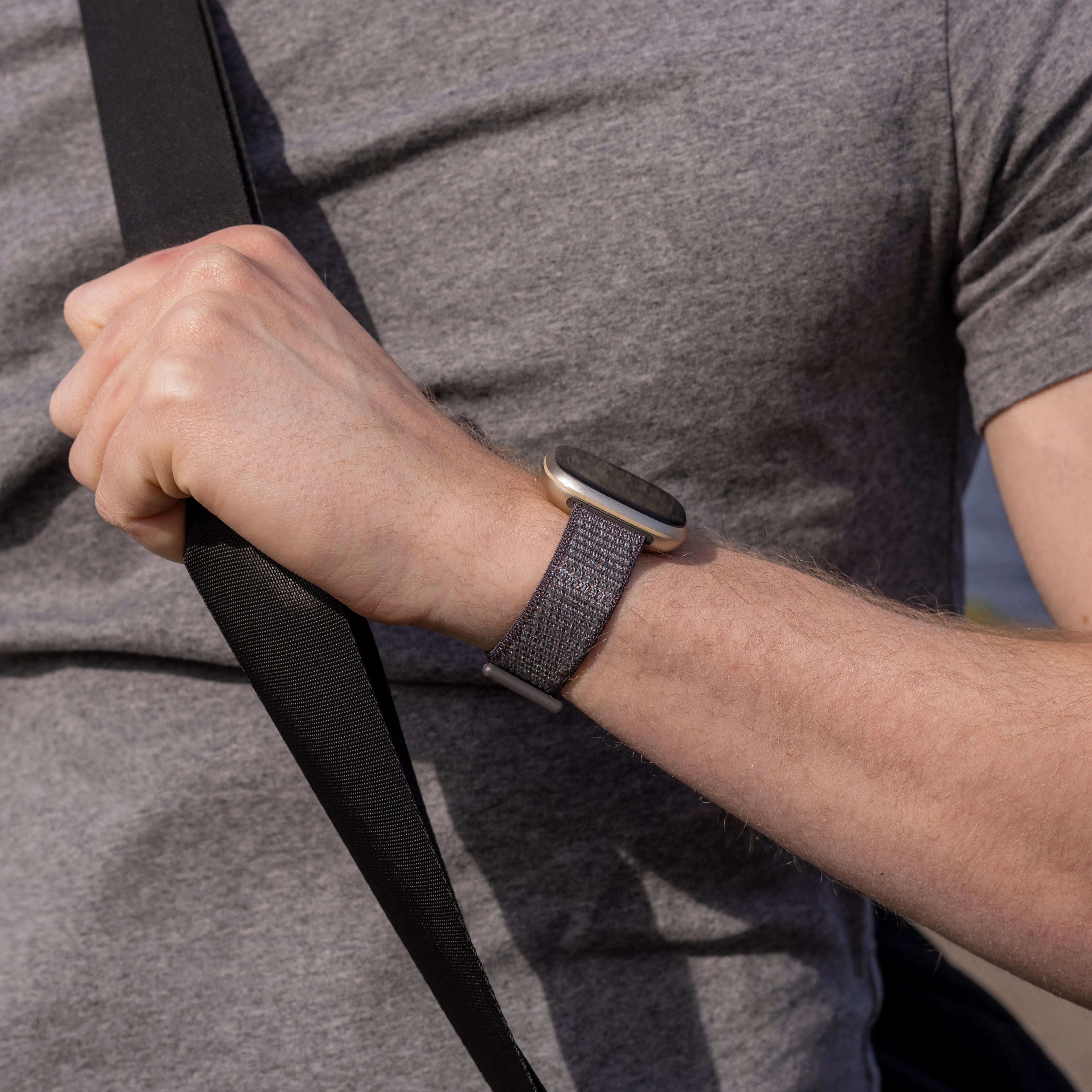 Bracelet nylon Fitbit Versa 3 (gris-vert)