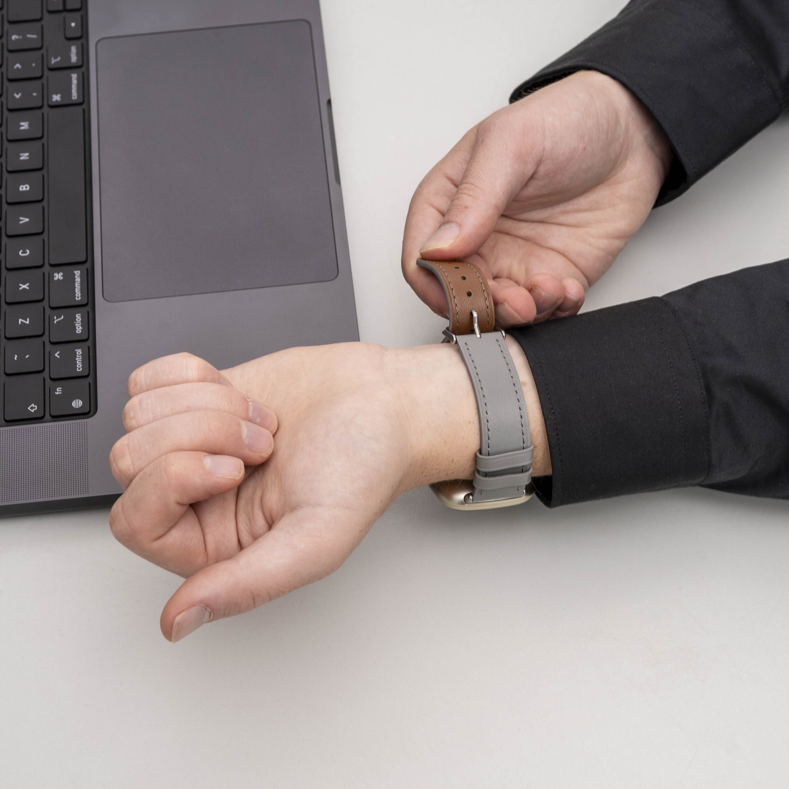 Fitbit Sense Leather Strap (Grey)