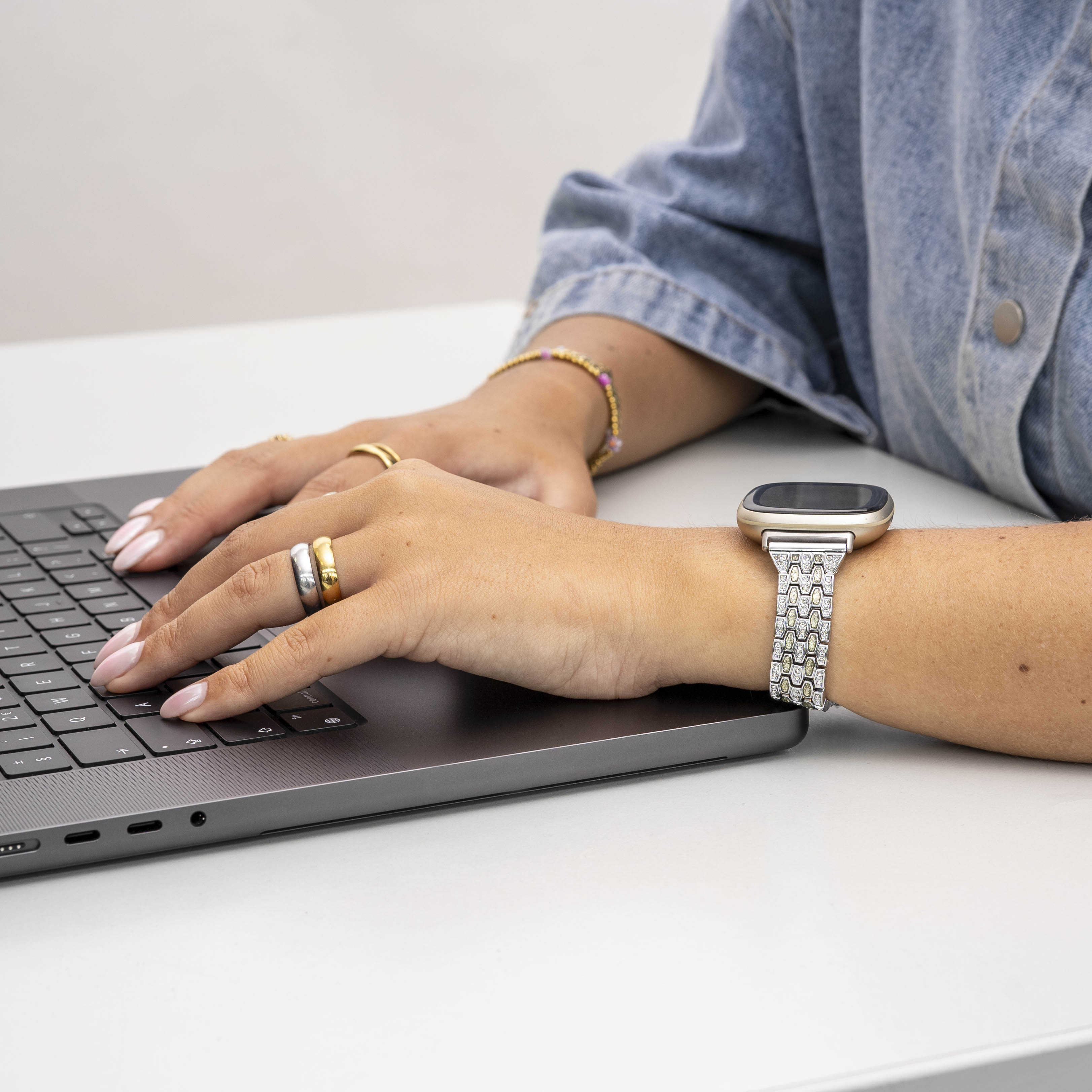 Silver Diamond Fitbit Versa 3 Armband