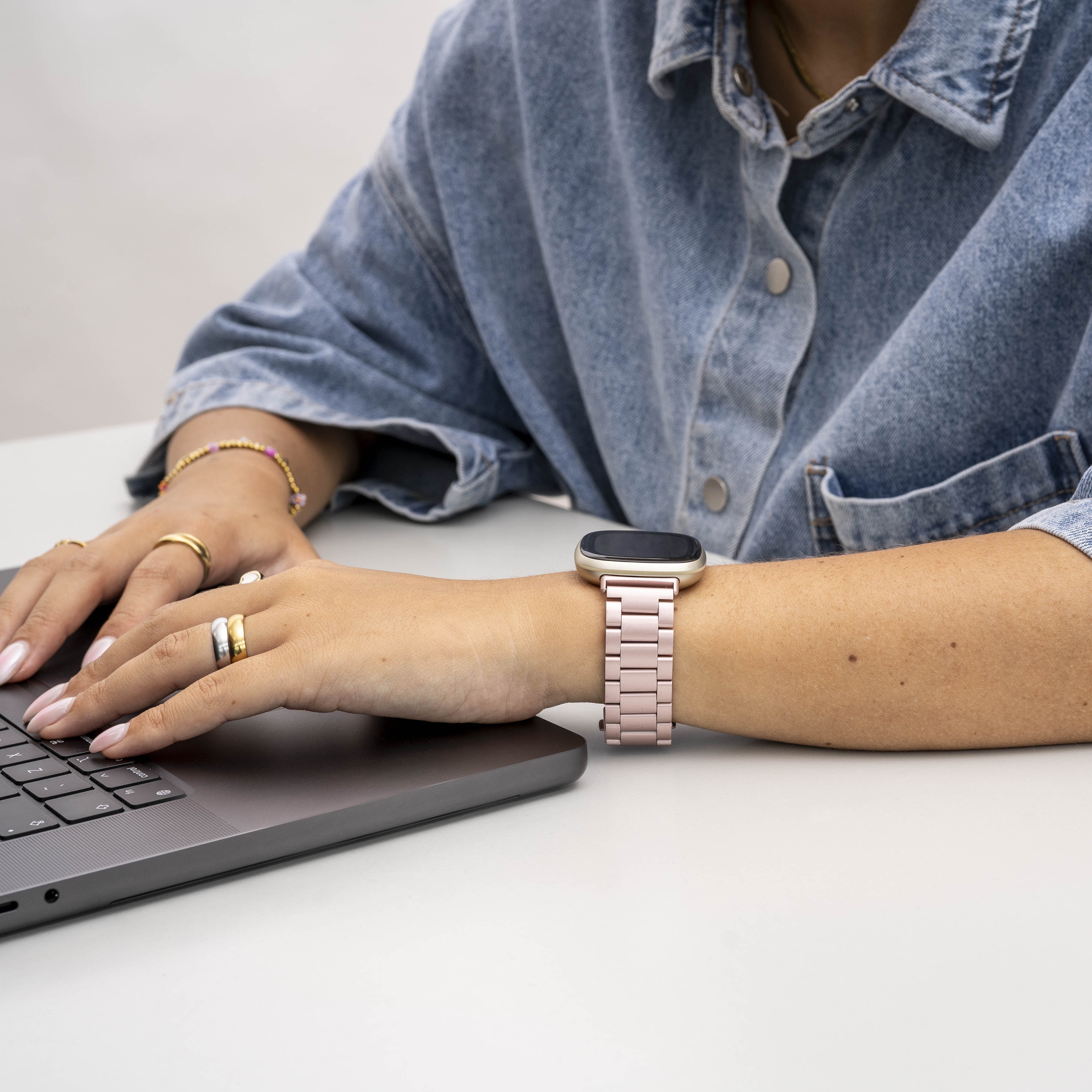 Fitbit Versa 3 Stahlband (Rosa)