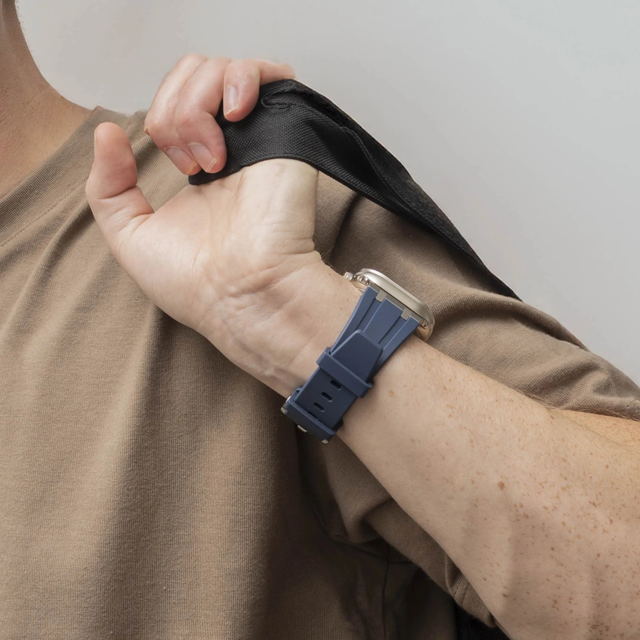 Apple Watch Luxury Liquid Silicone Strap (Blue/Silver)