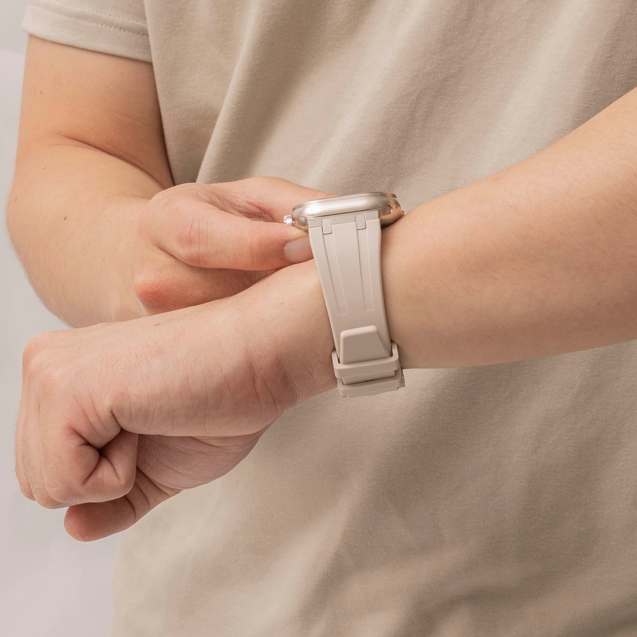 Apple Watch Ultra luxe liquid silicone band (sterrenlicht)