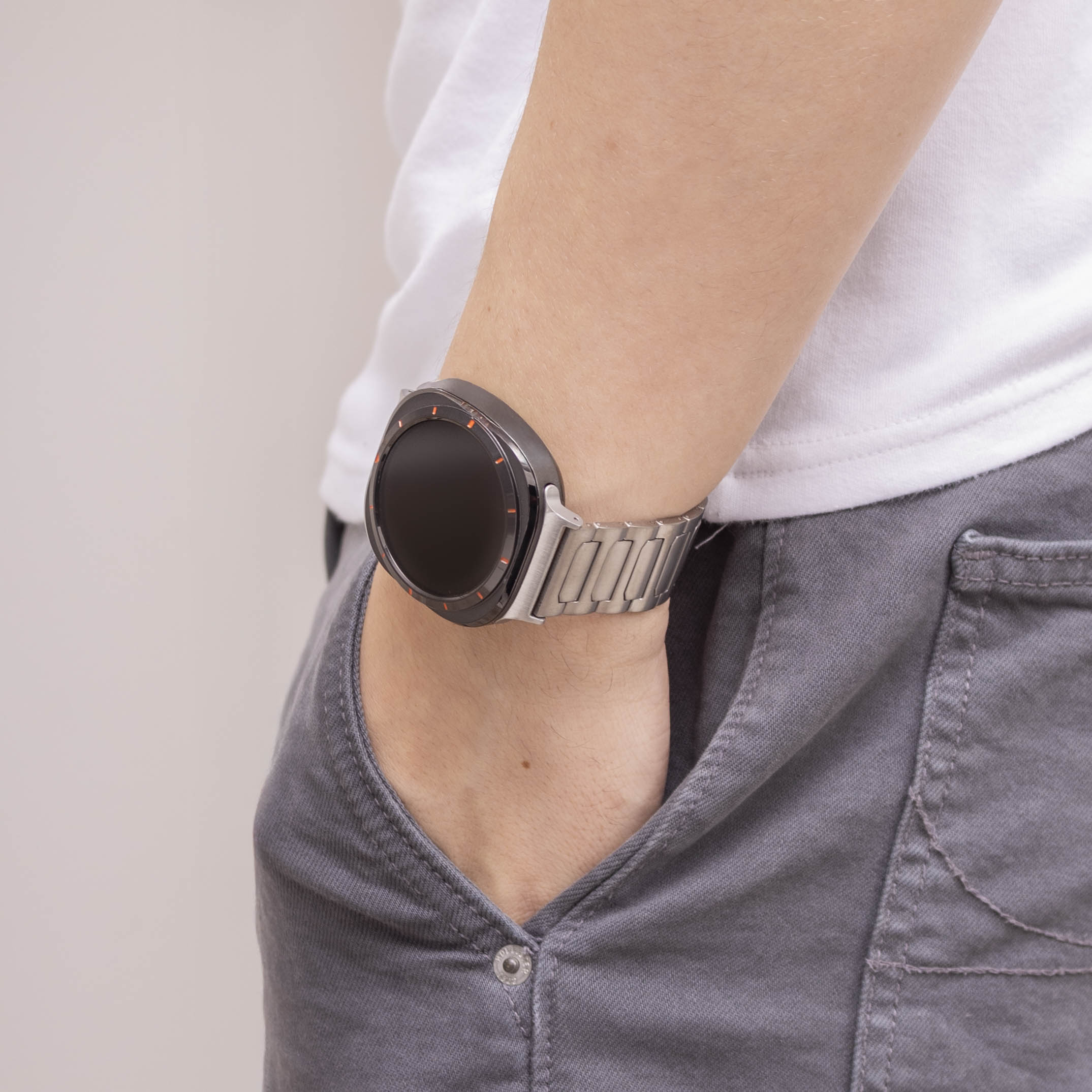 Bandz Samsung Galaxy Watch Ultra Titan Armband 'Deluxe' (Titanium)