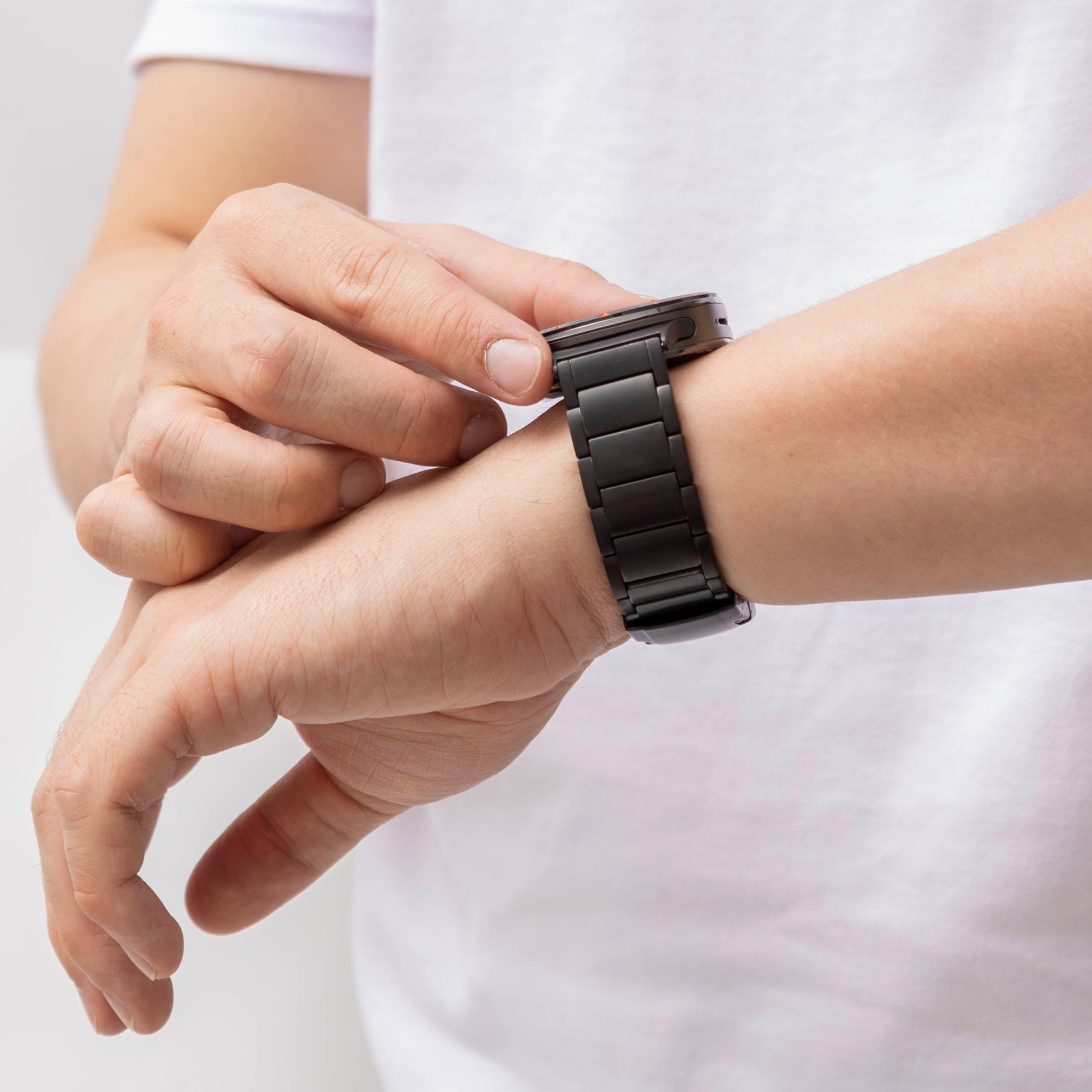 Bandz Samsung Galaxy Watch Ultra Titan Armband 'Classic' (Schwarz)