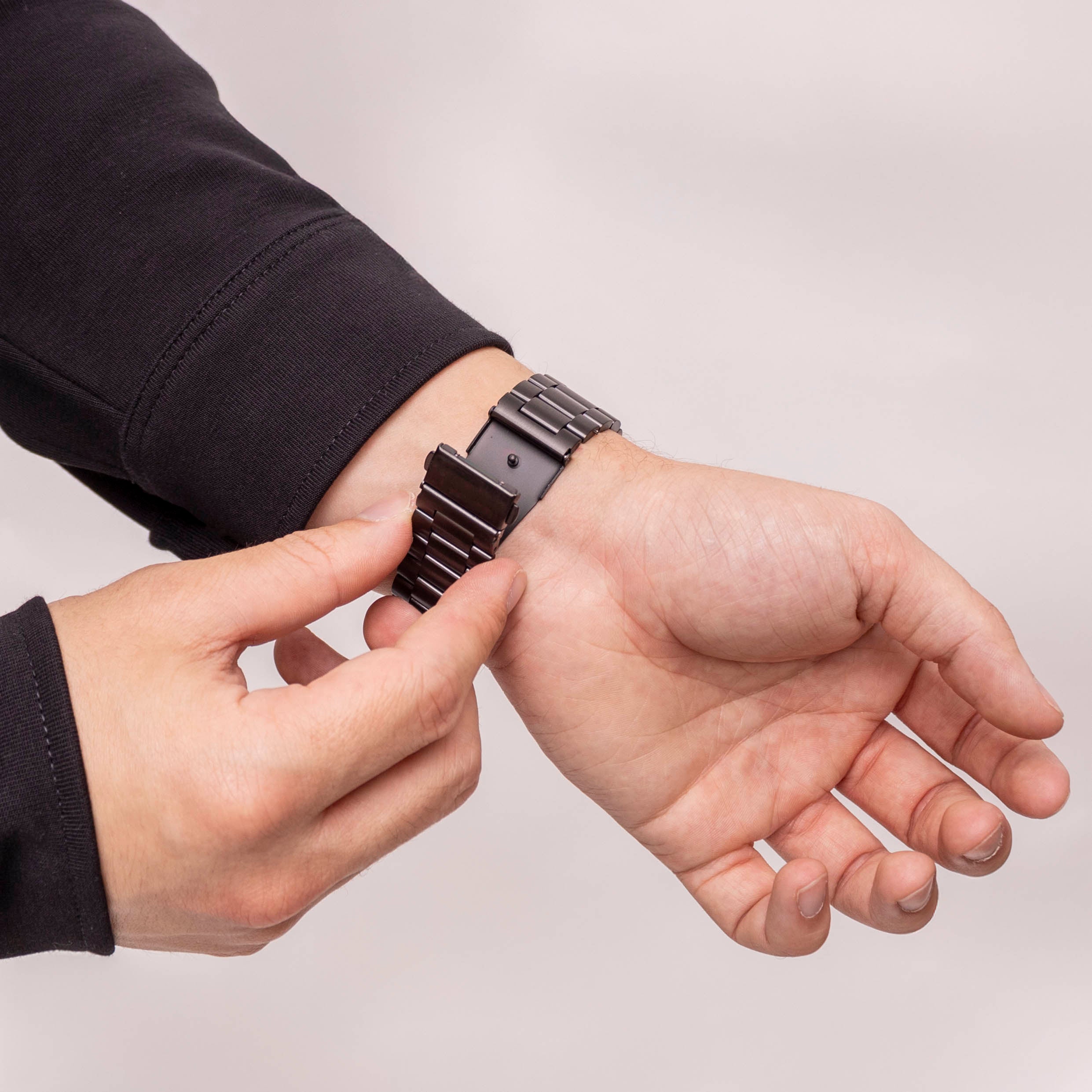 Bandz Samsung Galaxy Watch 8 - 44mm Steel Strap 'Classic' (Black)