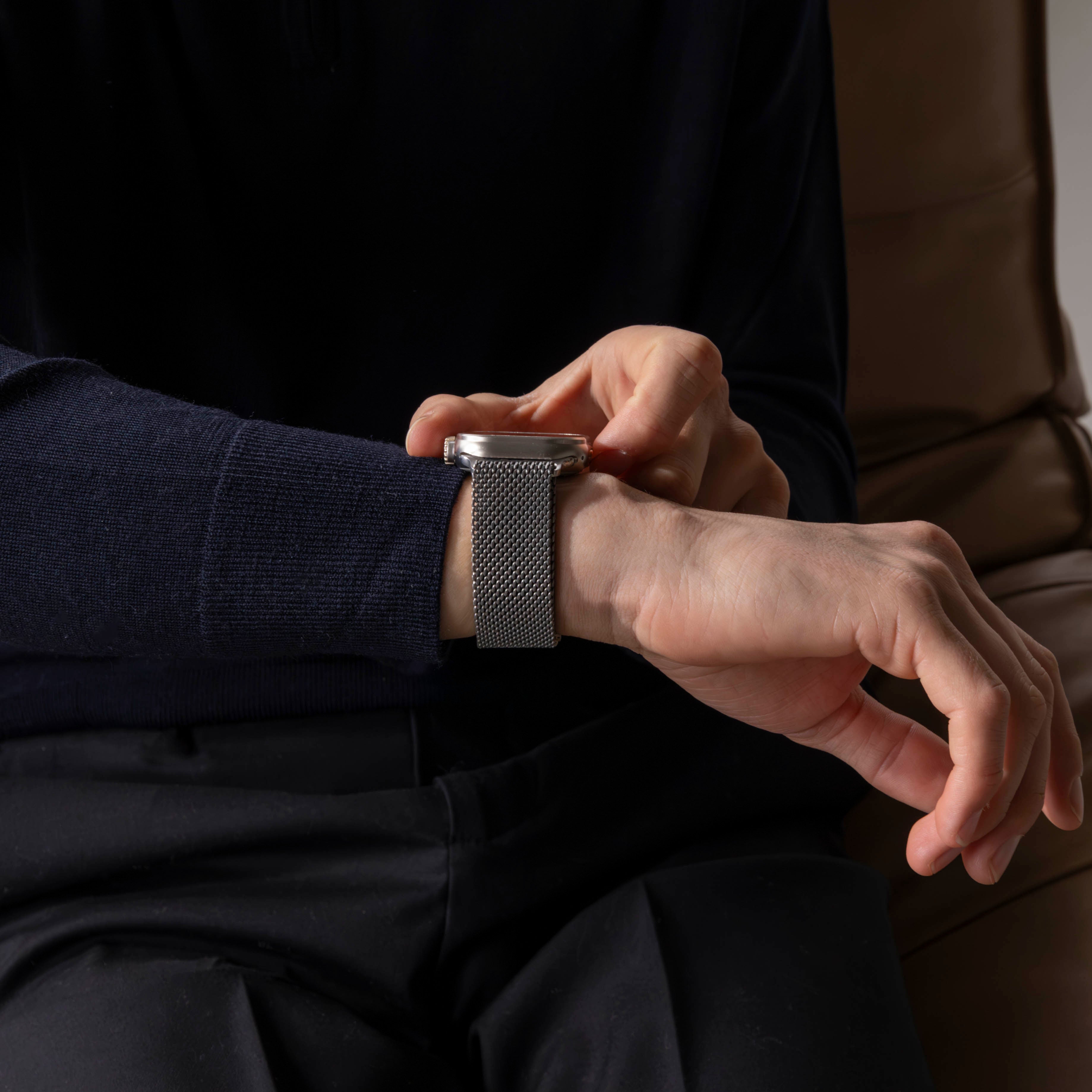 Apple Watch Titan Milanese-Armband (Silber)