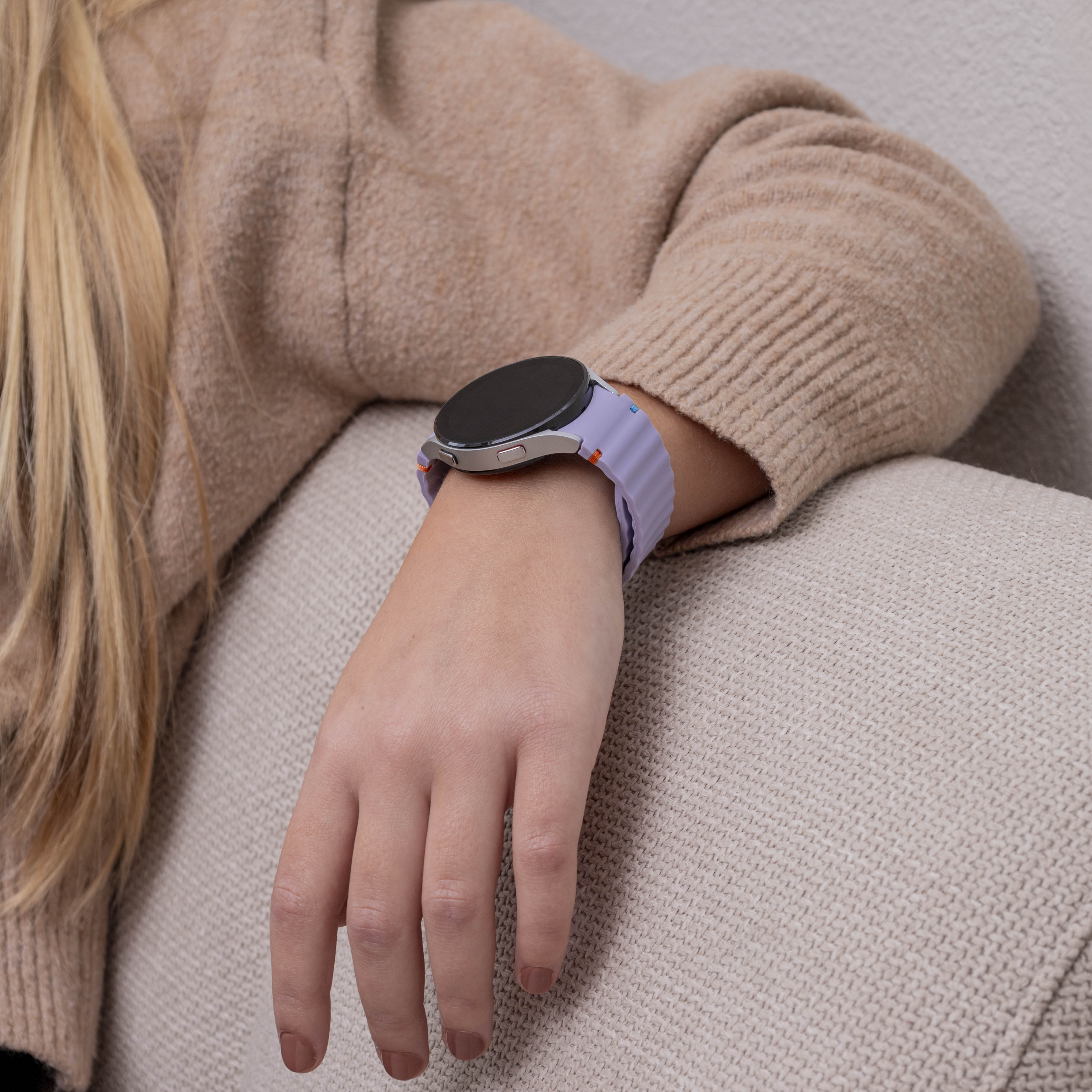 Samsung Galaxy Watch FE Wave Strap (Light Purple)
