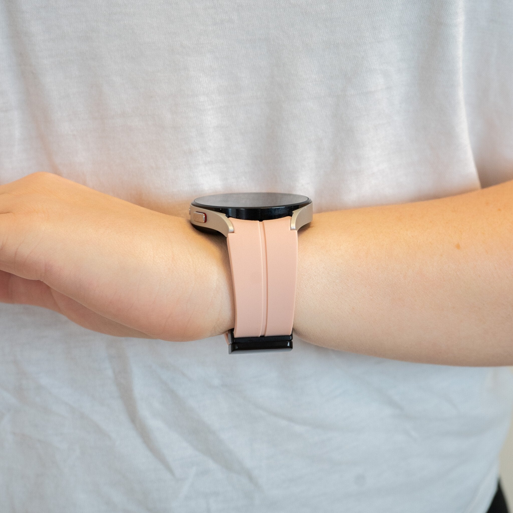 Bandz Samsung Galaxy Watch 6 - 40mm Silicone Strap with D-Buckle (Pink)