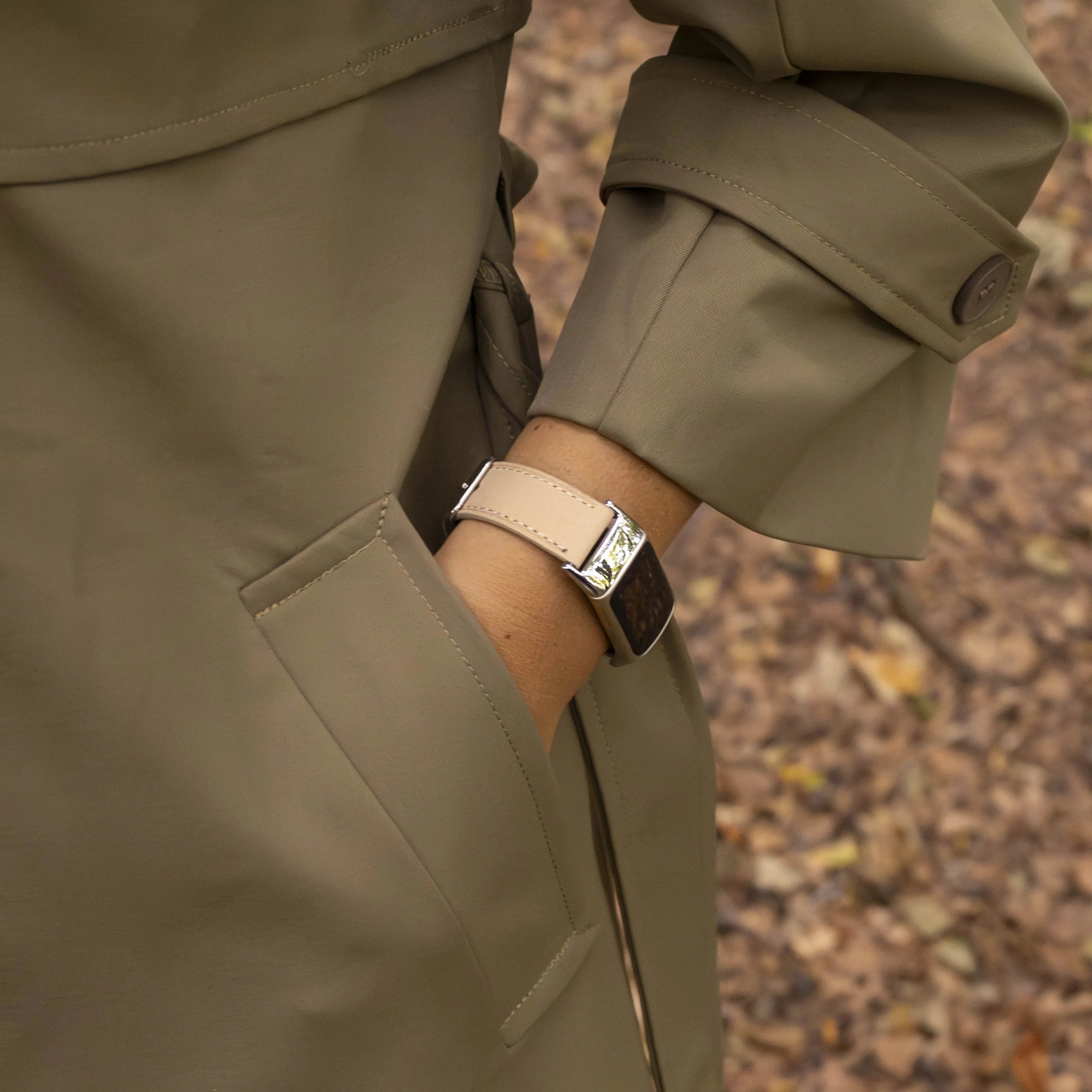 Bracelet cuir Fitbit Charge 6 (suede)