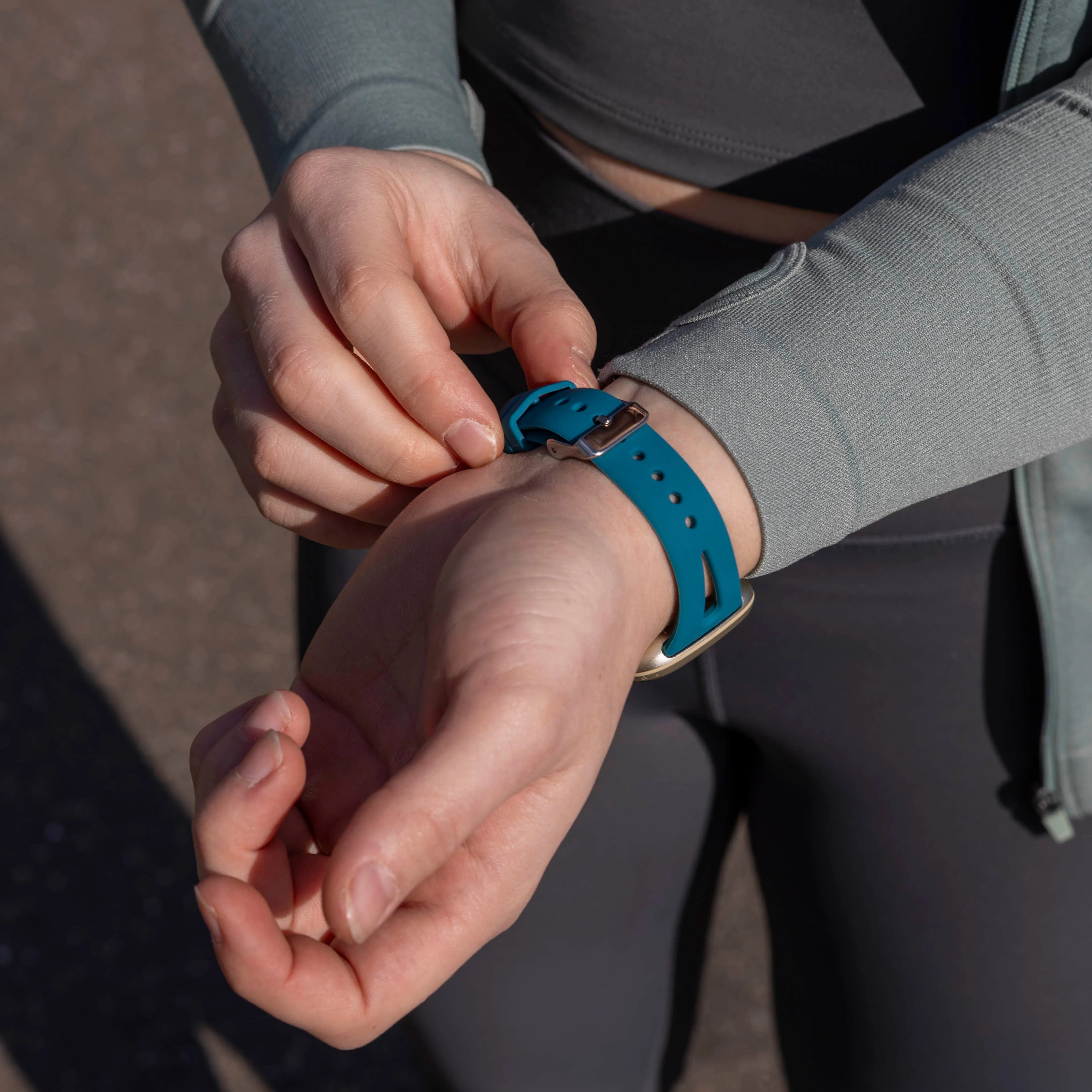Fitbit Versa 3 Luxus-Silikonarmband (Grünblau)