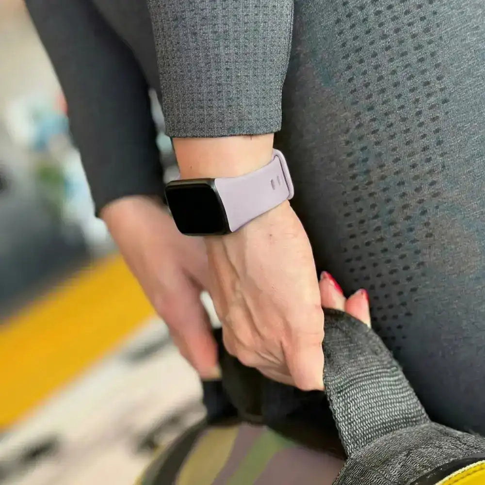 Correa silicona Fitbit Charge 5 (lavanda)
