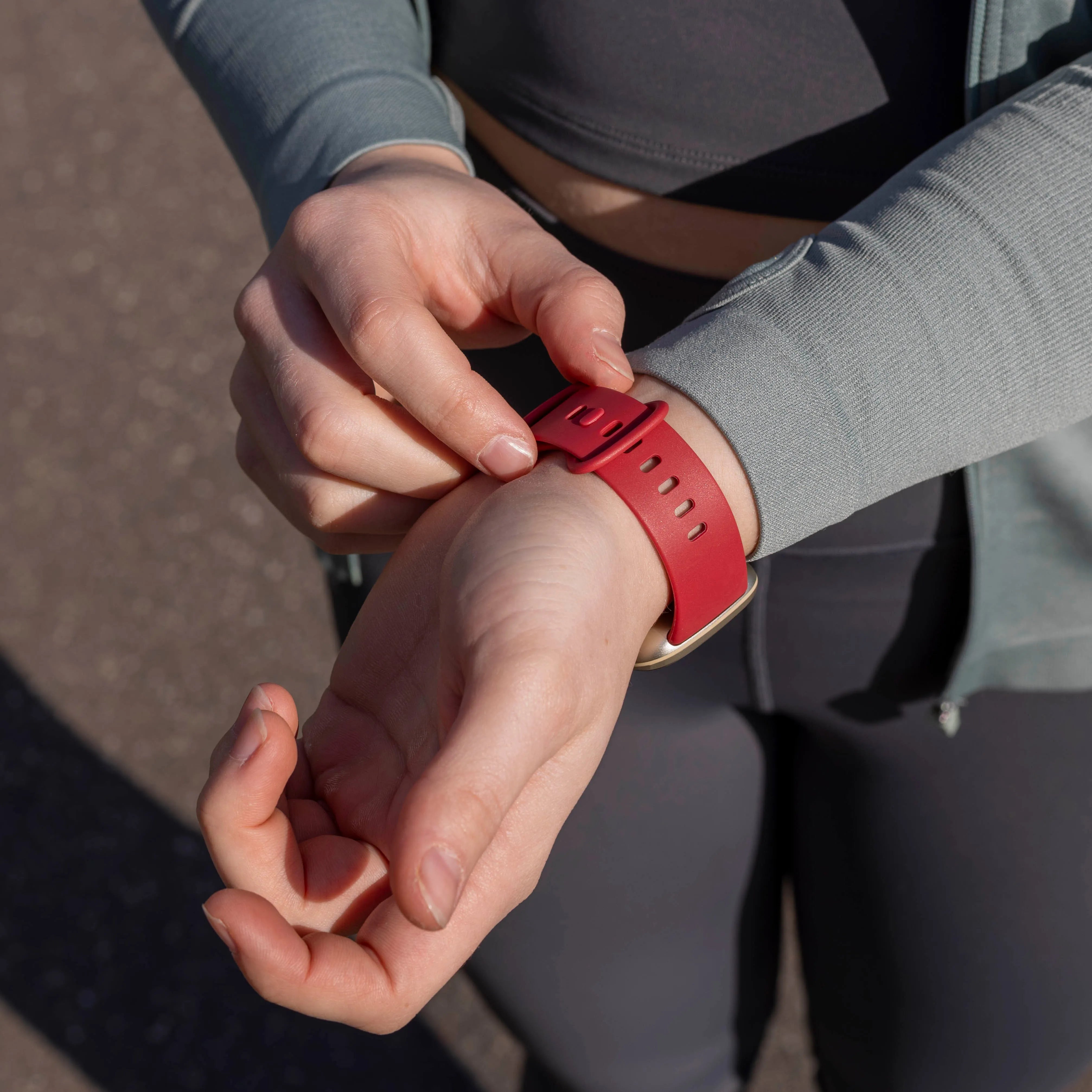 Bracelet silicone classique Fitbit Sense 2 (vin rouge)