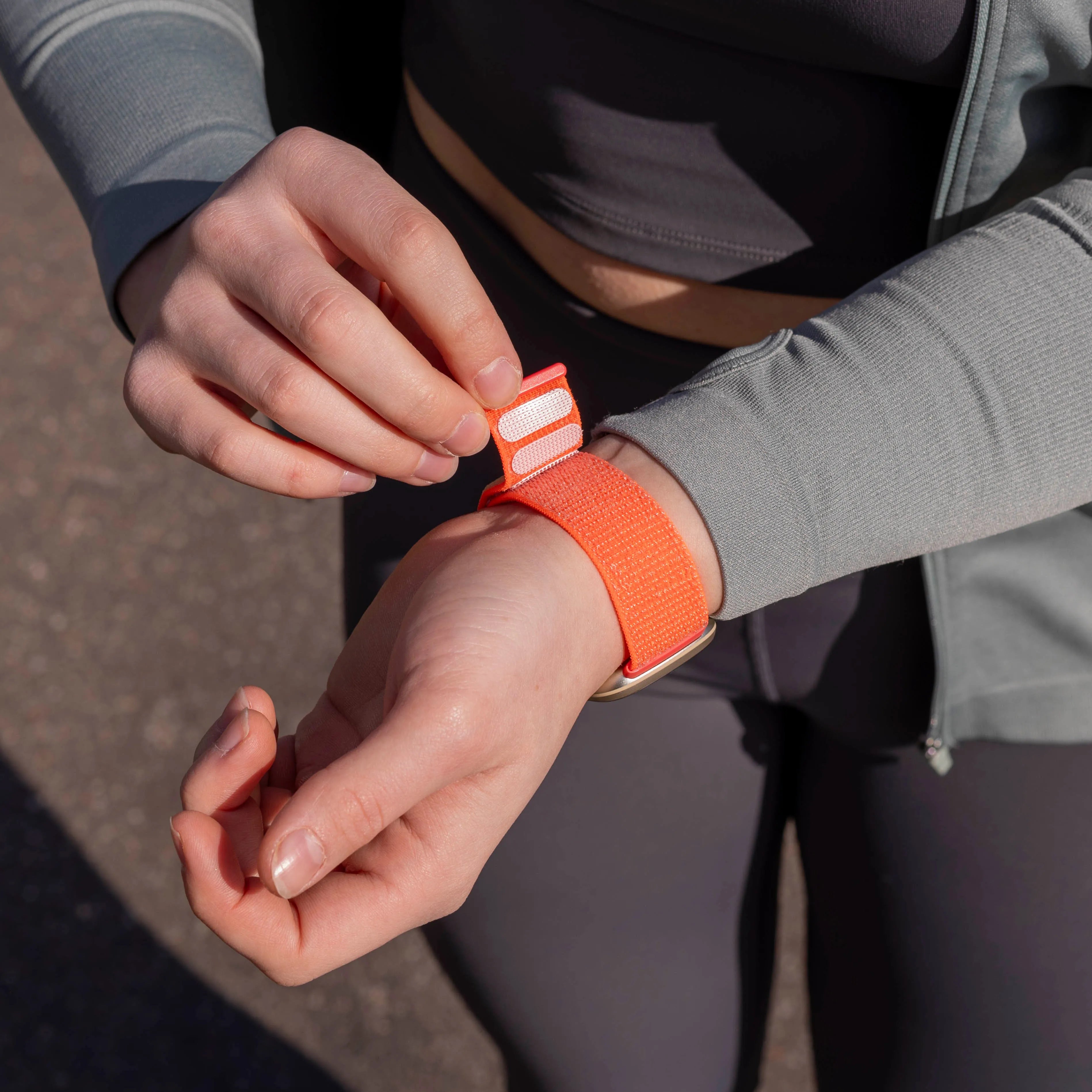 Fitbit Versa 3 Nylonarmband (Orange)