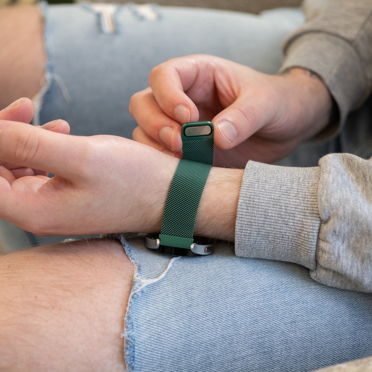 Samsung Galaxy Watch 5 40mm Milanese Strap (Green)