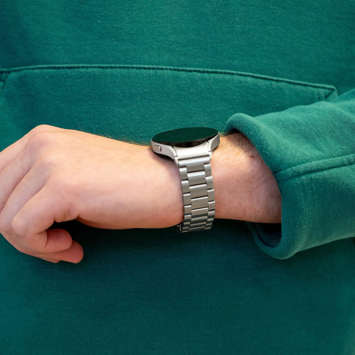 Steel Strap 'Classic', silver, lifestyle photo