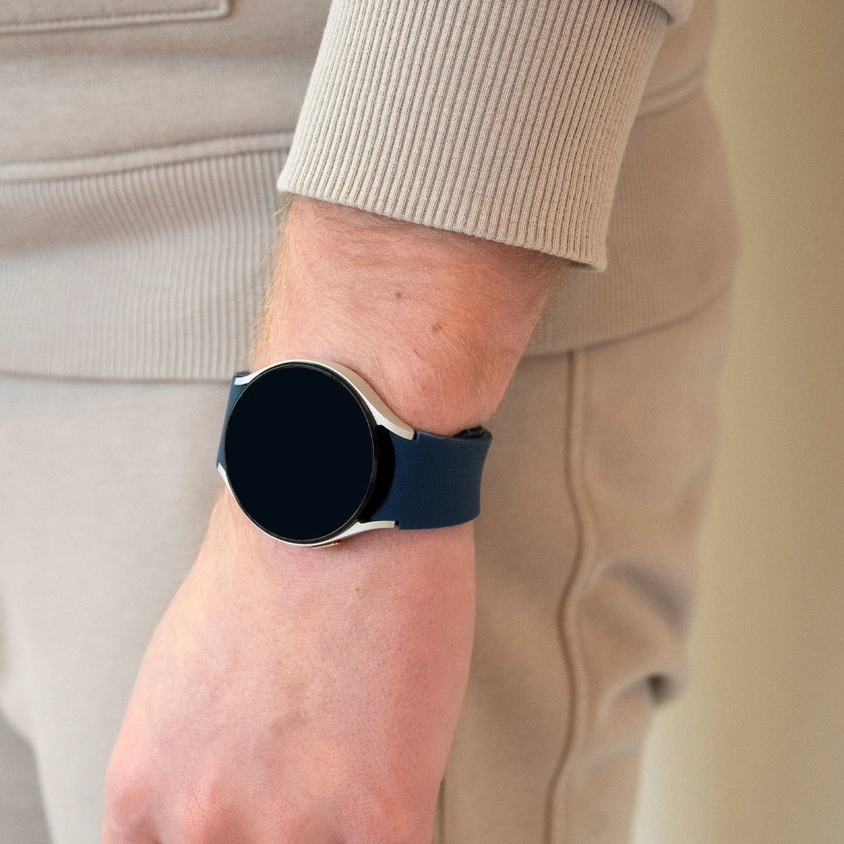 Silicone Strap 'One Push', dark blue, lifestyle photo