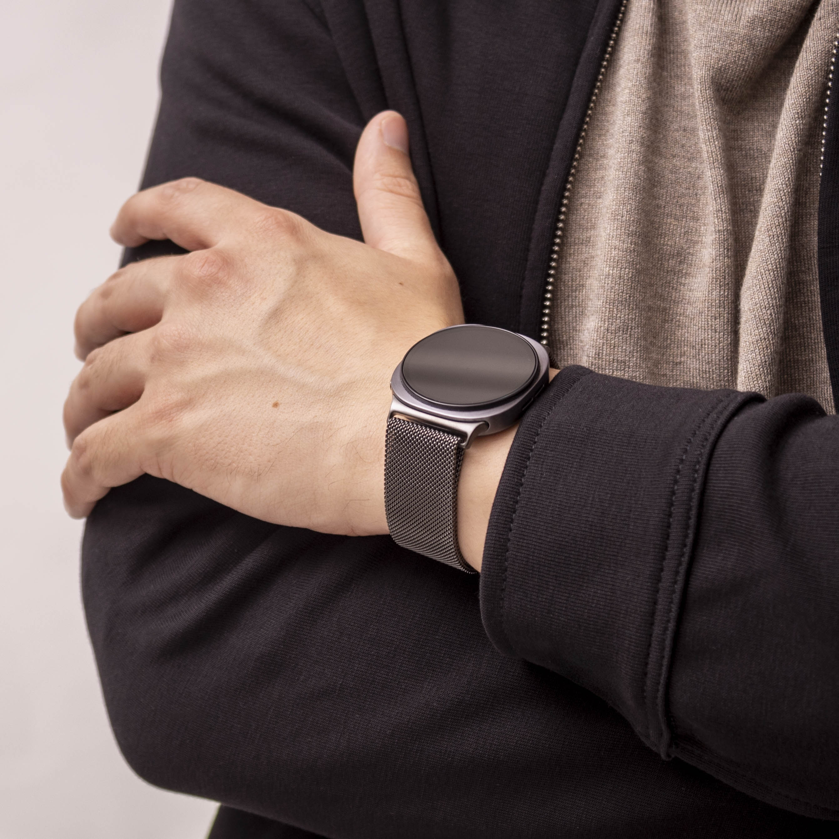Samsung Galaxy Watch 8 Classic Milanese Armband (Space Grau)