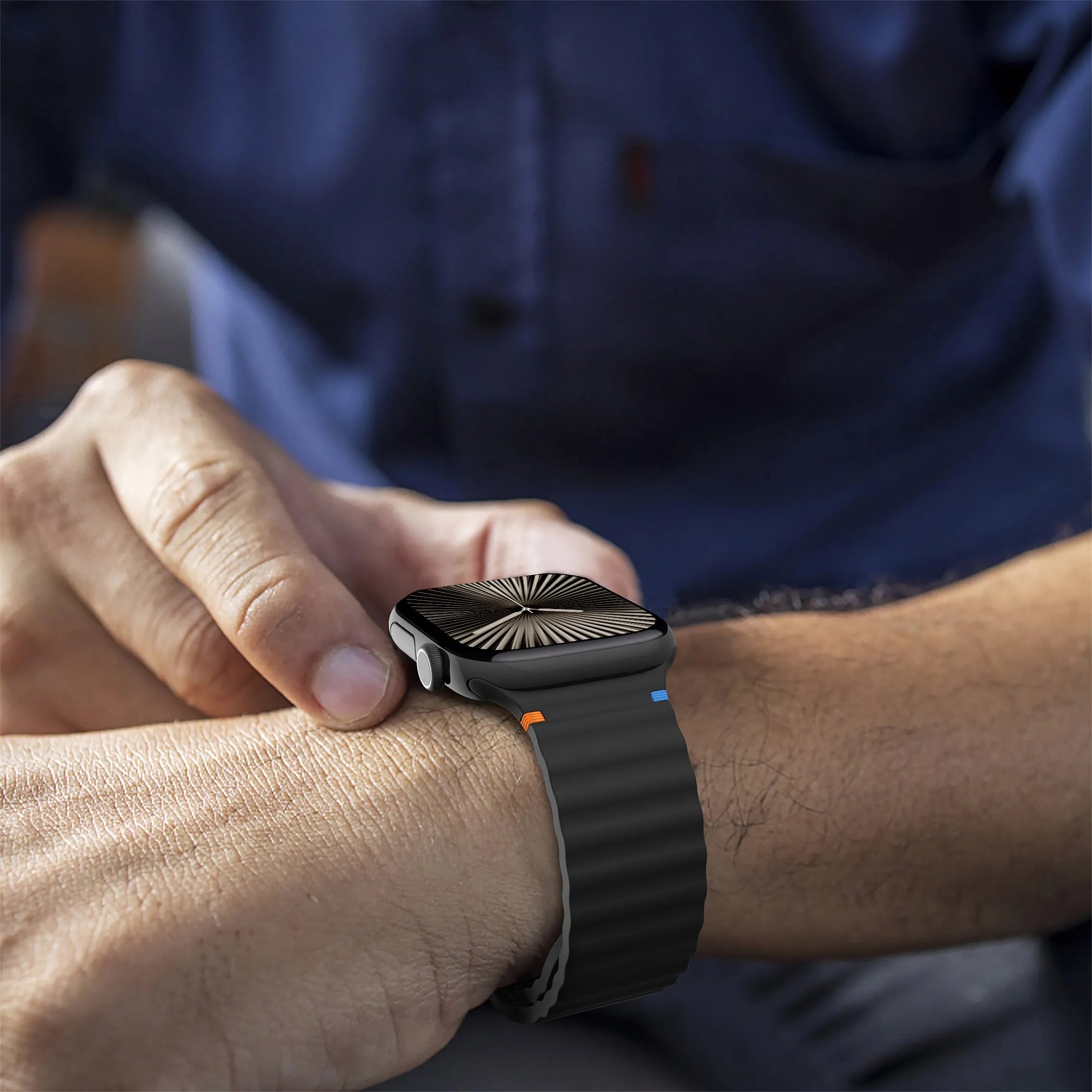 Apple Watch Wave Silicone Strap (Black)