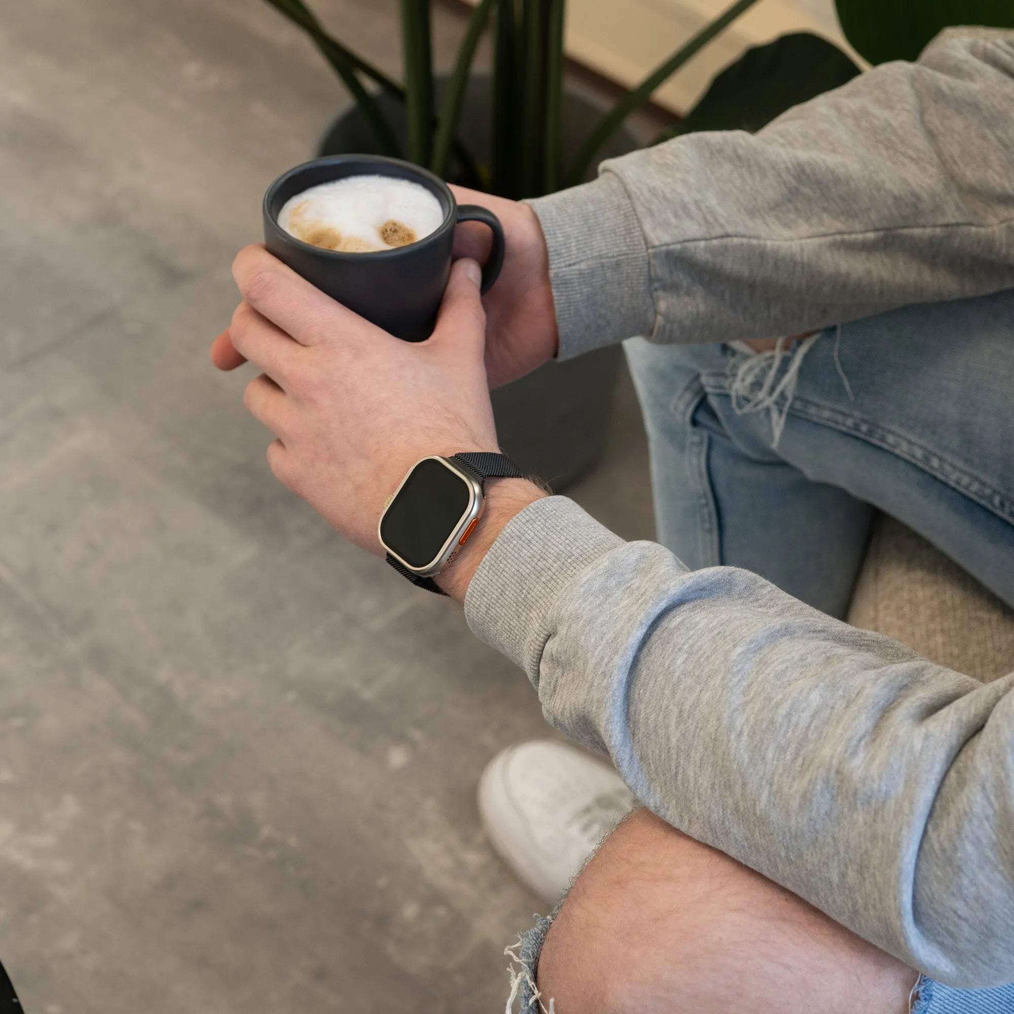 Bandz Apple Watch Milanese Loop Armband (Schwarz)