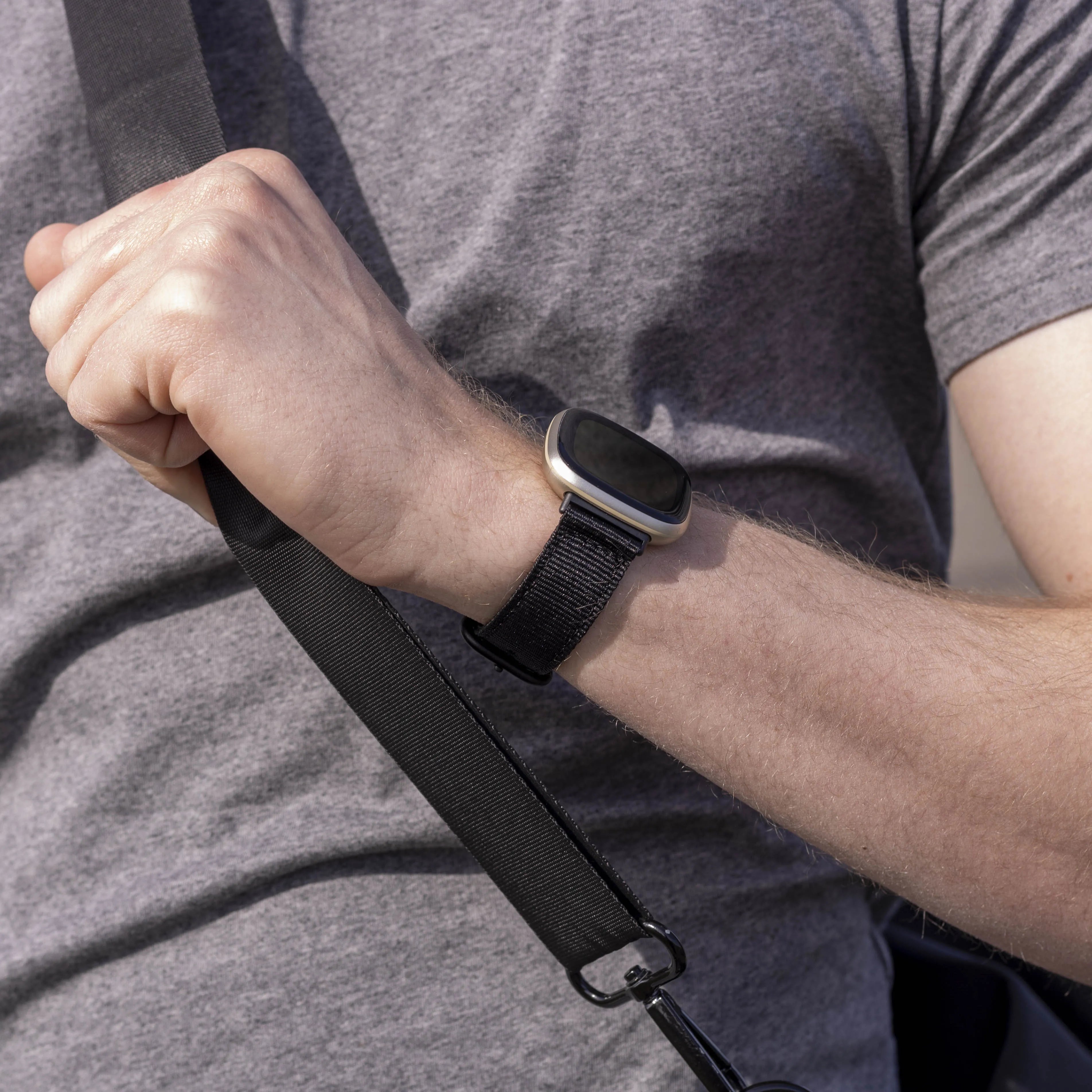 Fitbit Sense Nylon-Schnallenband (Schwarz)