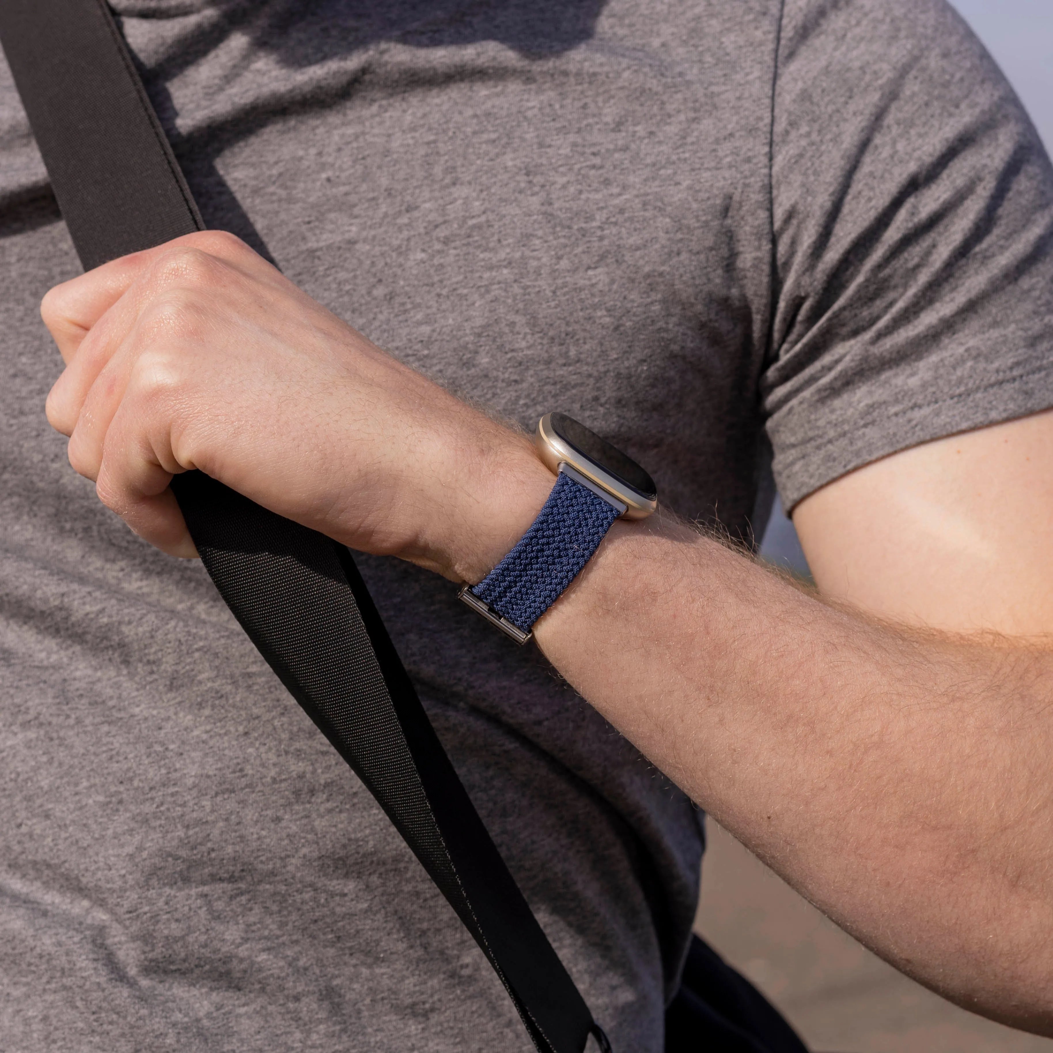 Fitbit Sense verstellbares geflochtenes Armband (Dunkelblau)