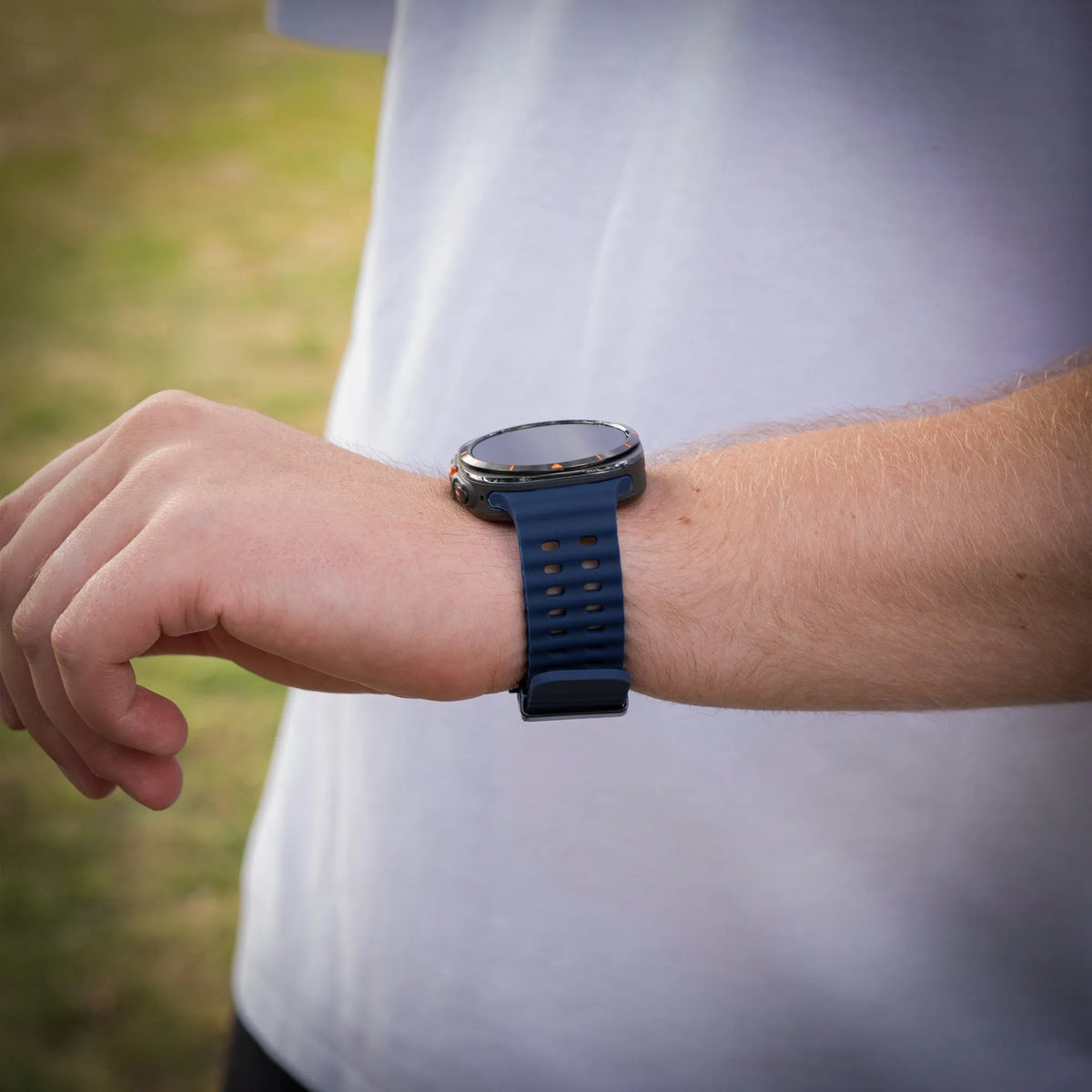 Silicone Ocean Strap, dark blue, lifestyle photo
