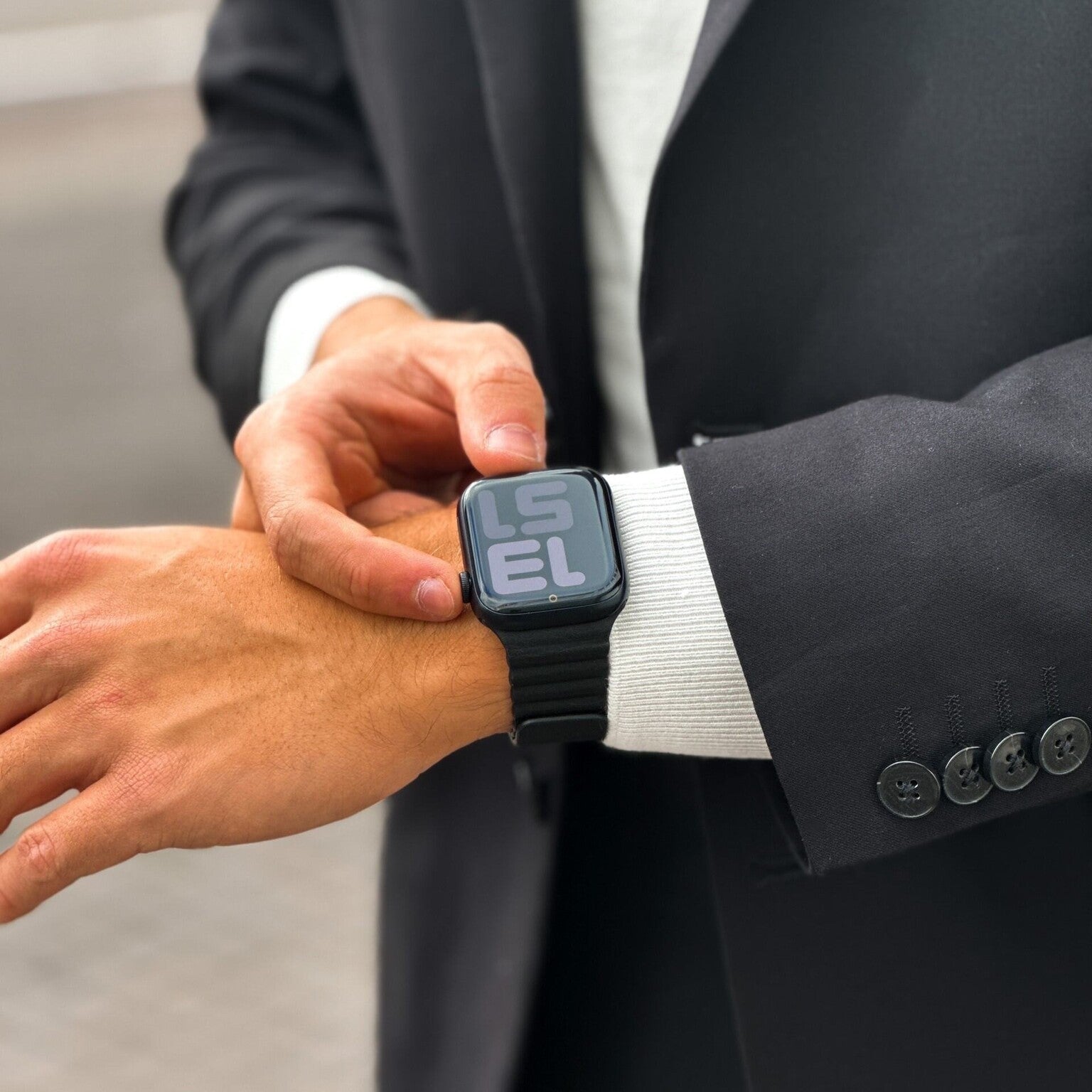 Apple Watch Ultra Magnetisches Silikonarmband (Schwarz)