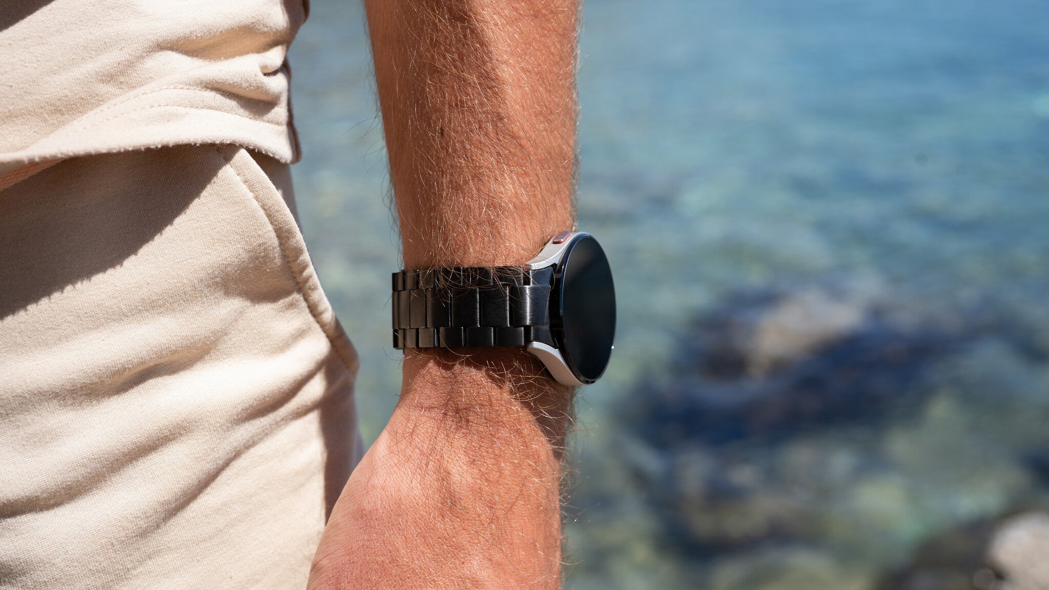 Titanium Strap, black, lifestyle photo