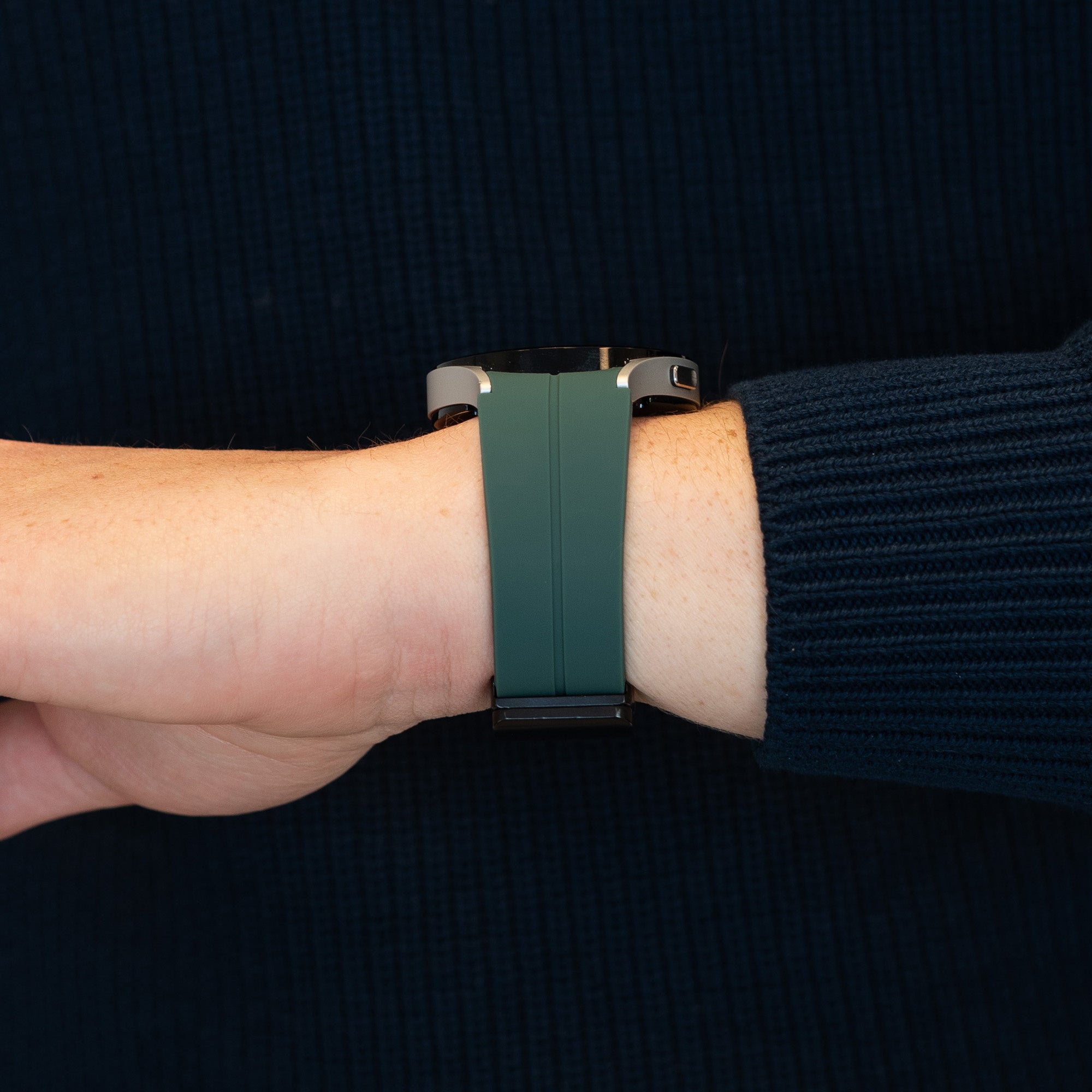 Bandz Samsung Galaxy Watch 5 Pro D-Schnalle Silikonarmband (Dunkelgrün)