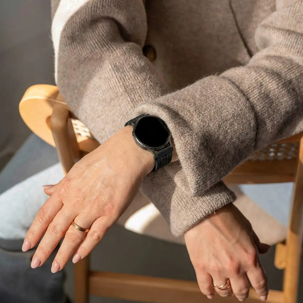 Bandz Garmin Venu 2s Vintage Nylon Strap (Black)