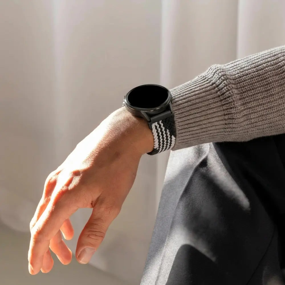 Bandz Garmin Bounce 2 Braided Strap 'Parachute' (Black/White)